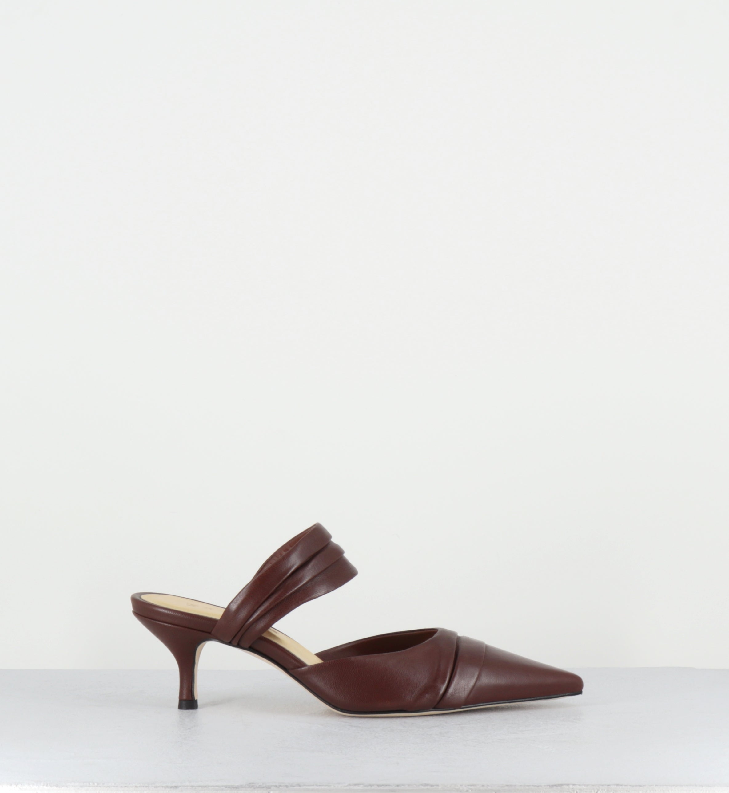 Mules pointues cuir marron - RINA NAPPA CHATAGNE