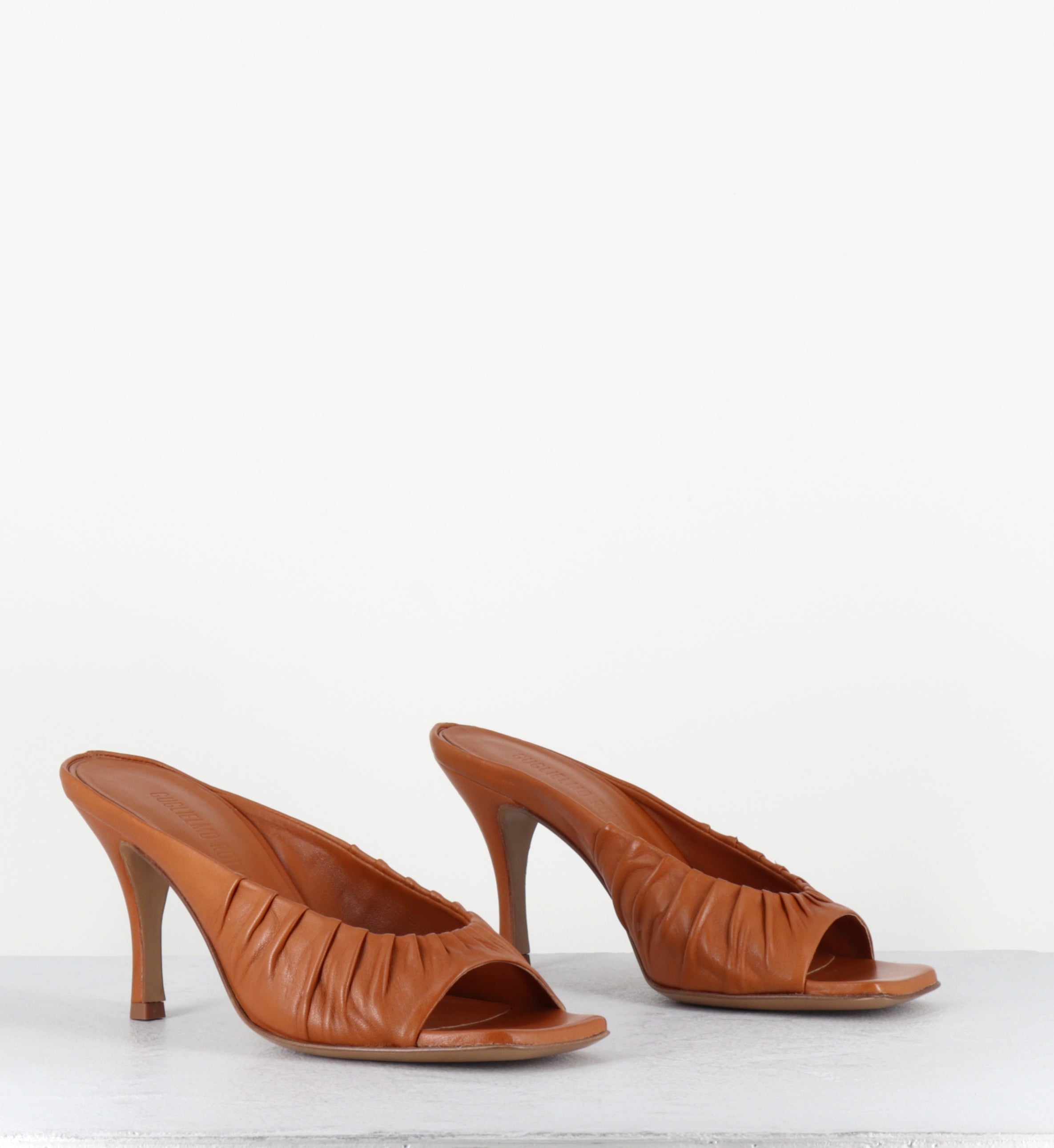 Mules en cuir camel talon haut - ADELISE NAPPA SADDLE