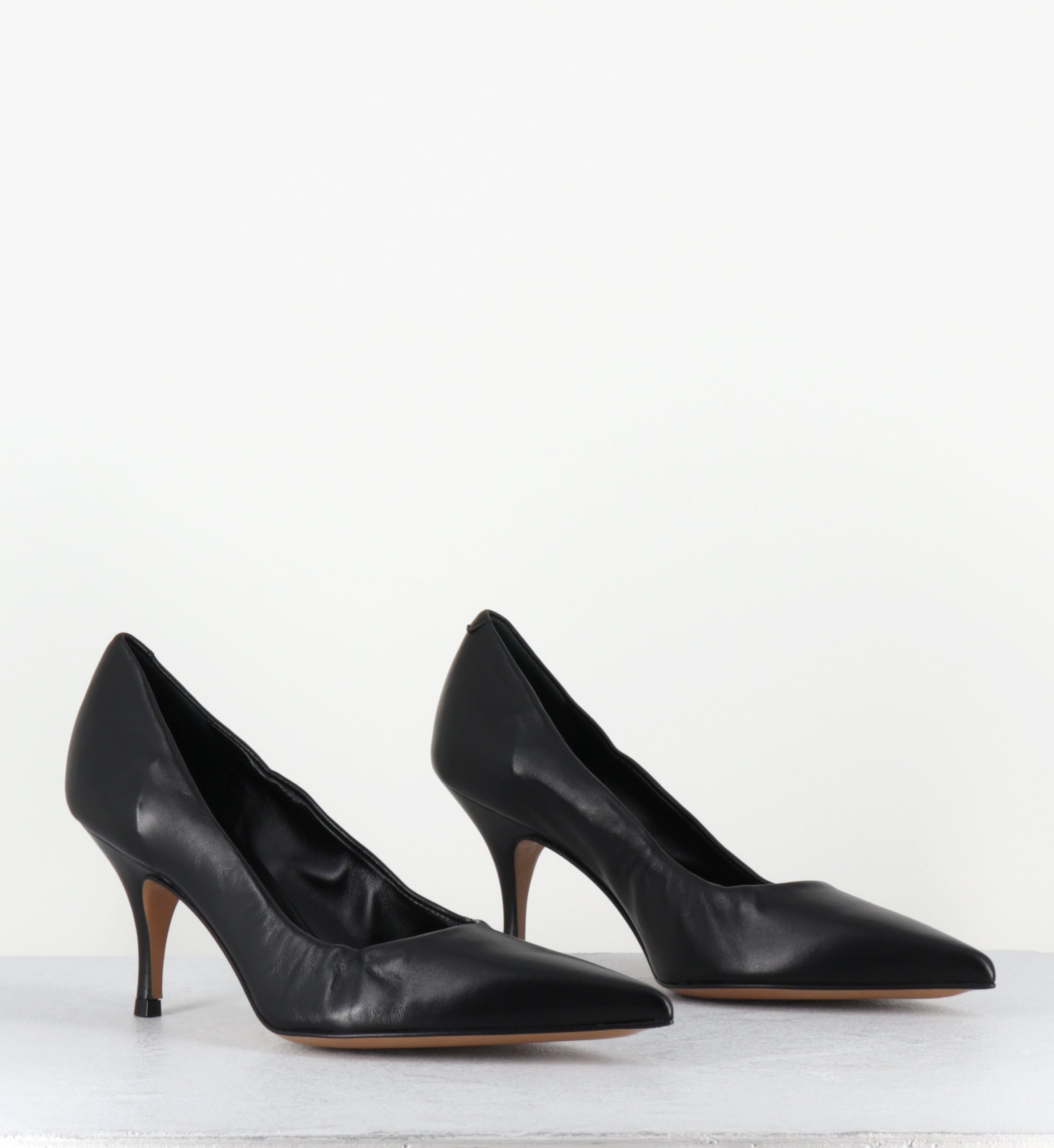 Escarpins en cuir noir pointus - ALESIA NAPPA BLACK