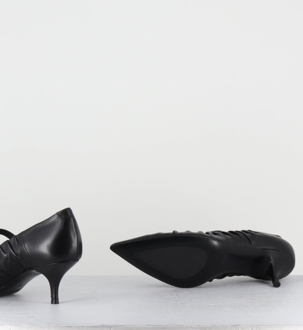 Escarpins en cuir plissé noir petit talon - ARAMIS NAPPA NERO