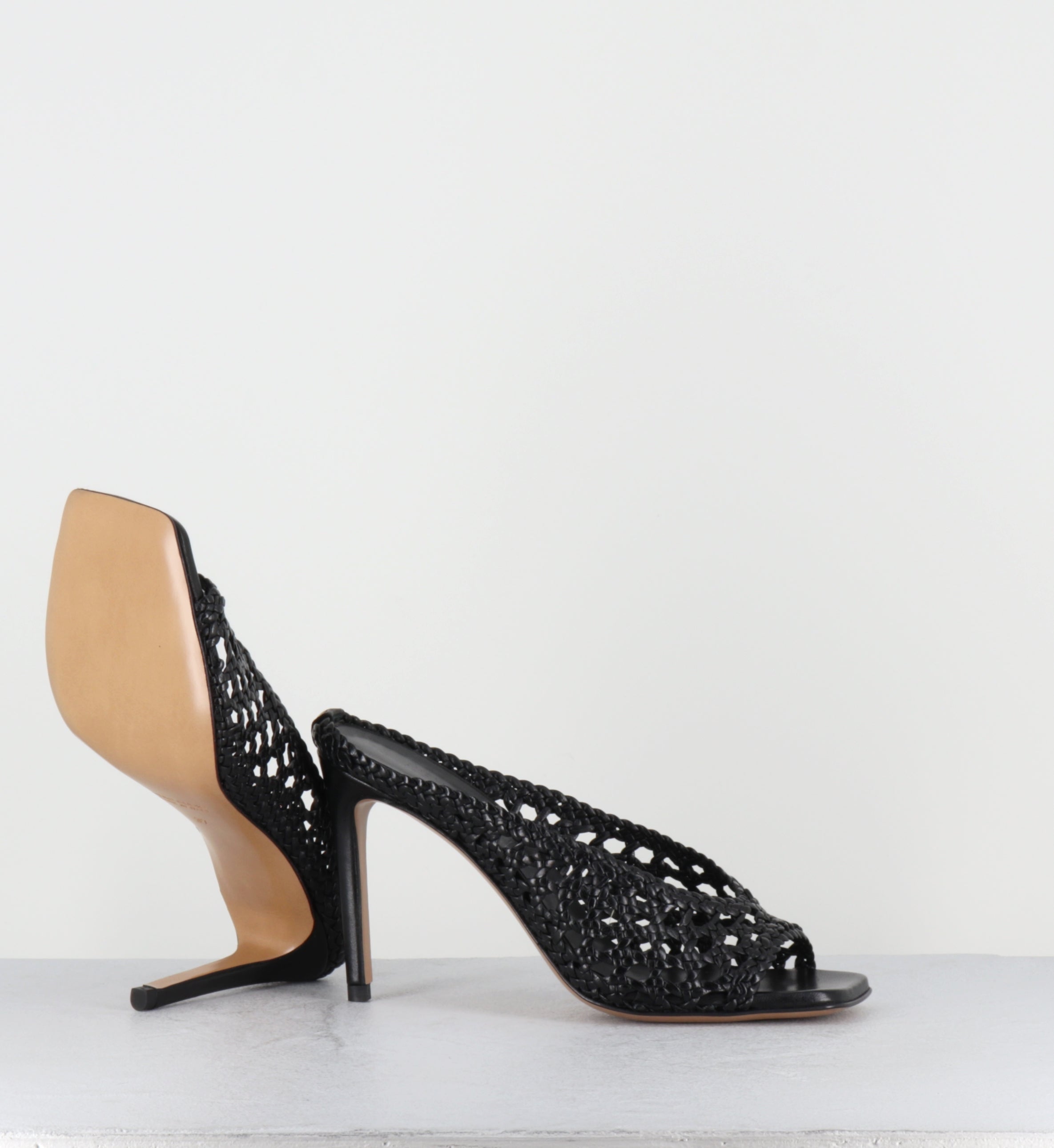 Mules à talon haut en cuir tressé noir - FEBE REGILLA BLACK
