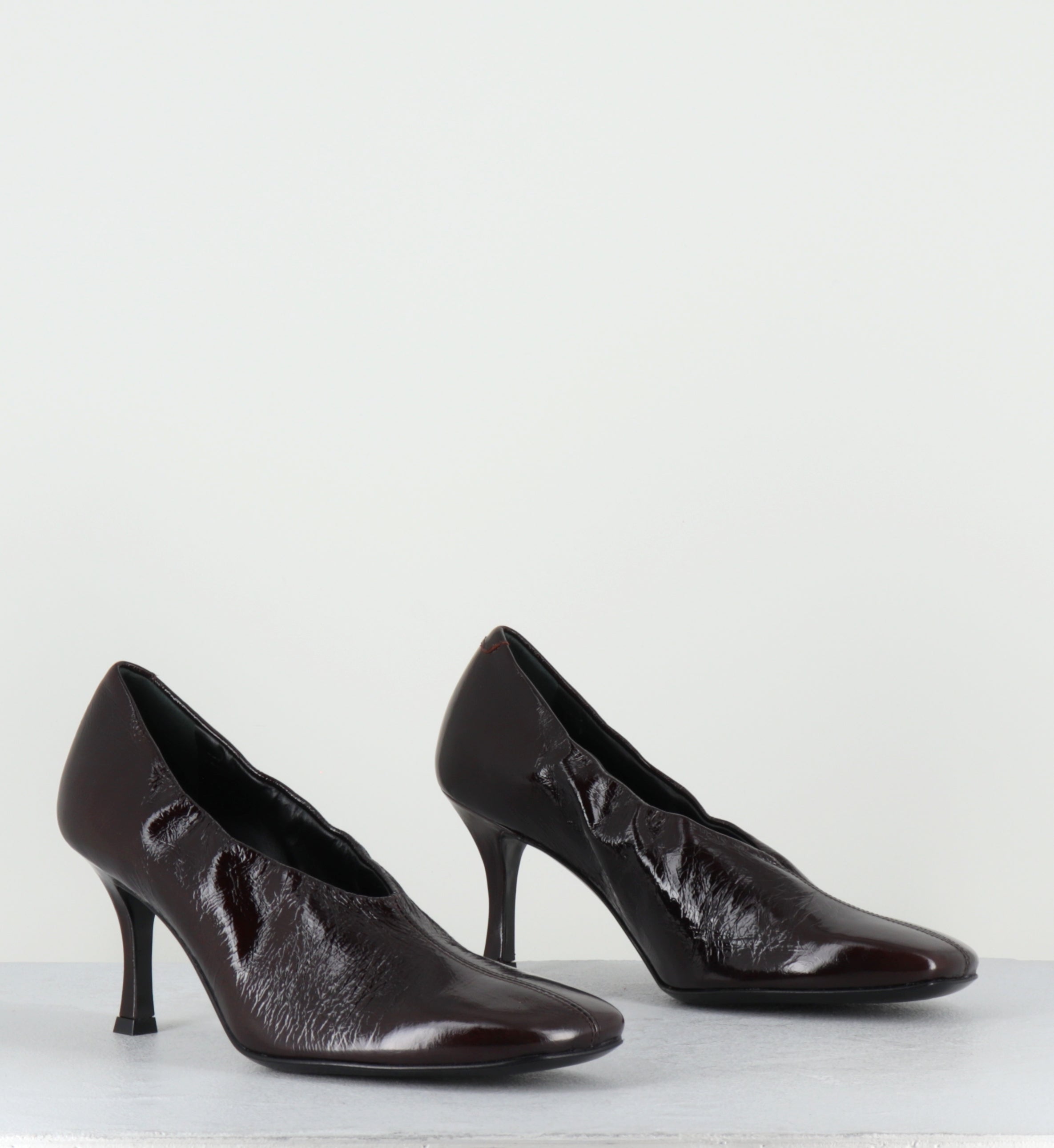 Escarpins à talon en cuir marron - MAE CANNES CHOCOLATE