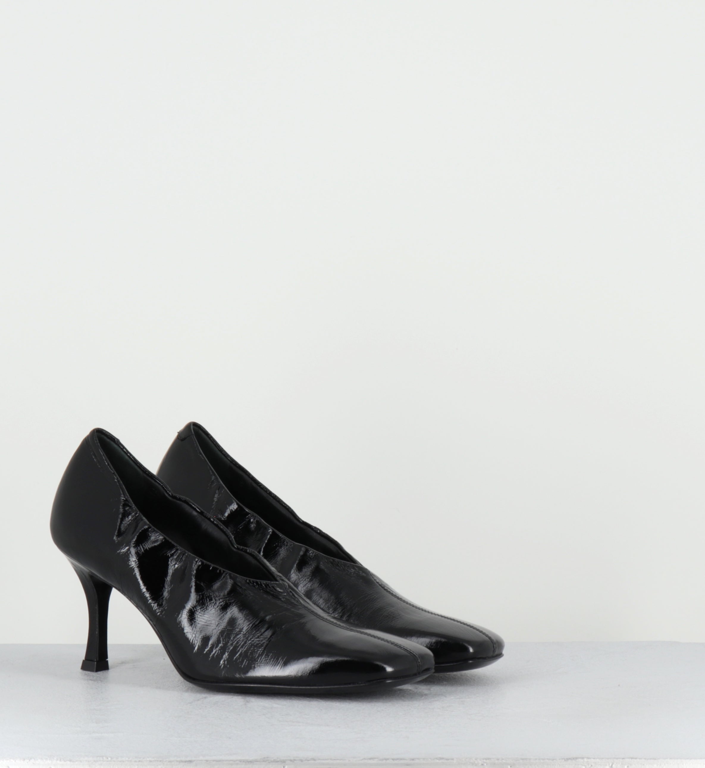 Escarpins à talon en cuir noir - MAE CANNES BLACK
