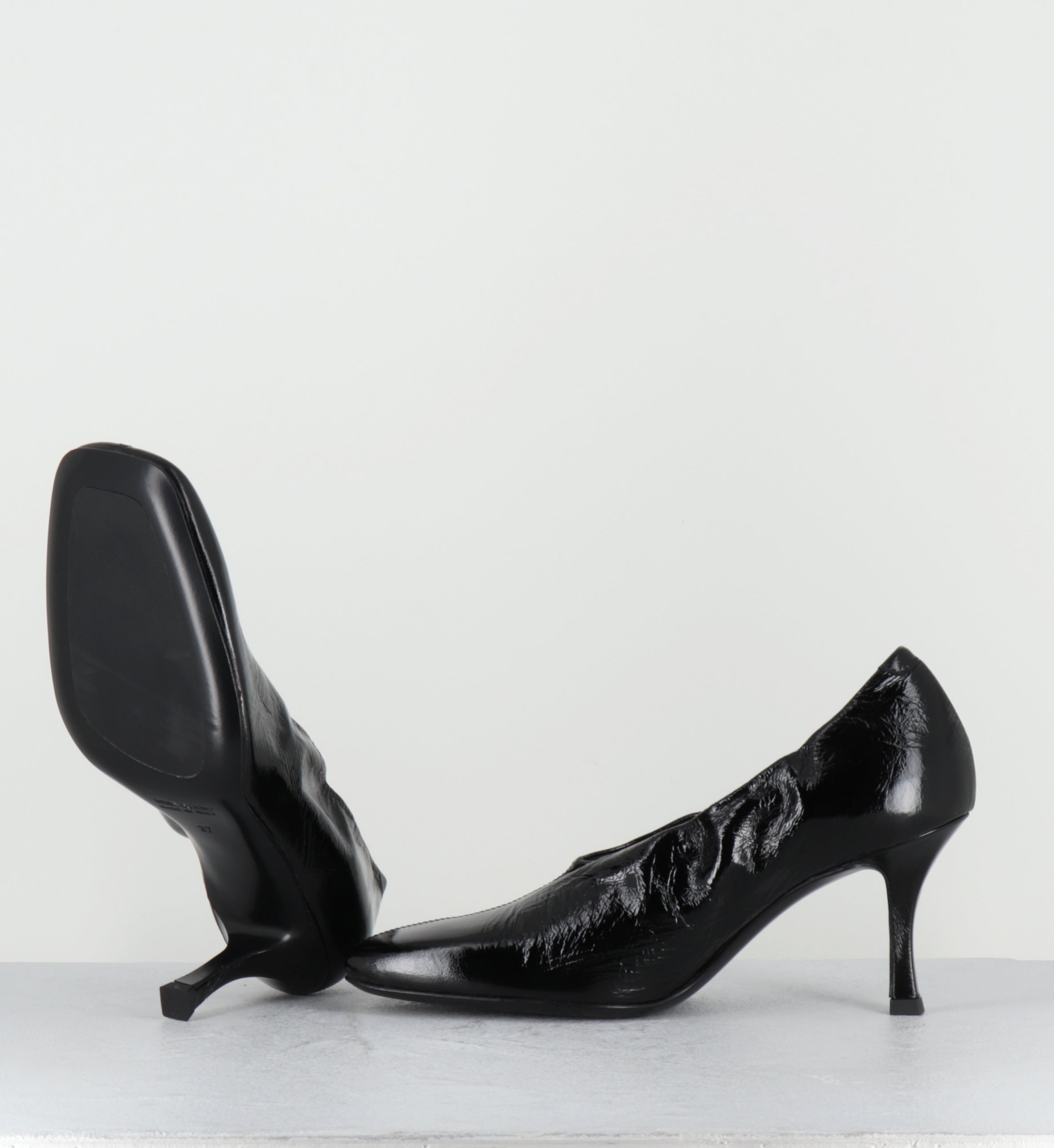 Escarpins à talon en cuir noir - MAE CANNES BLACK