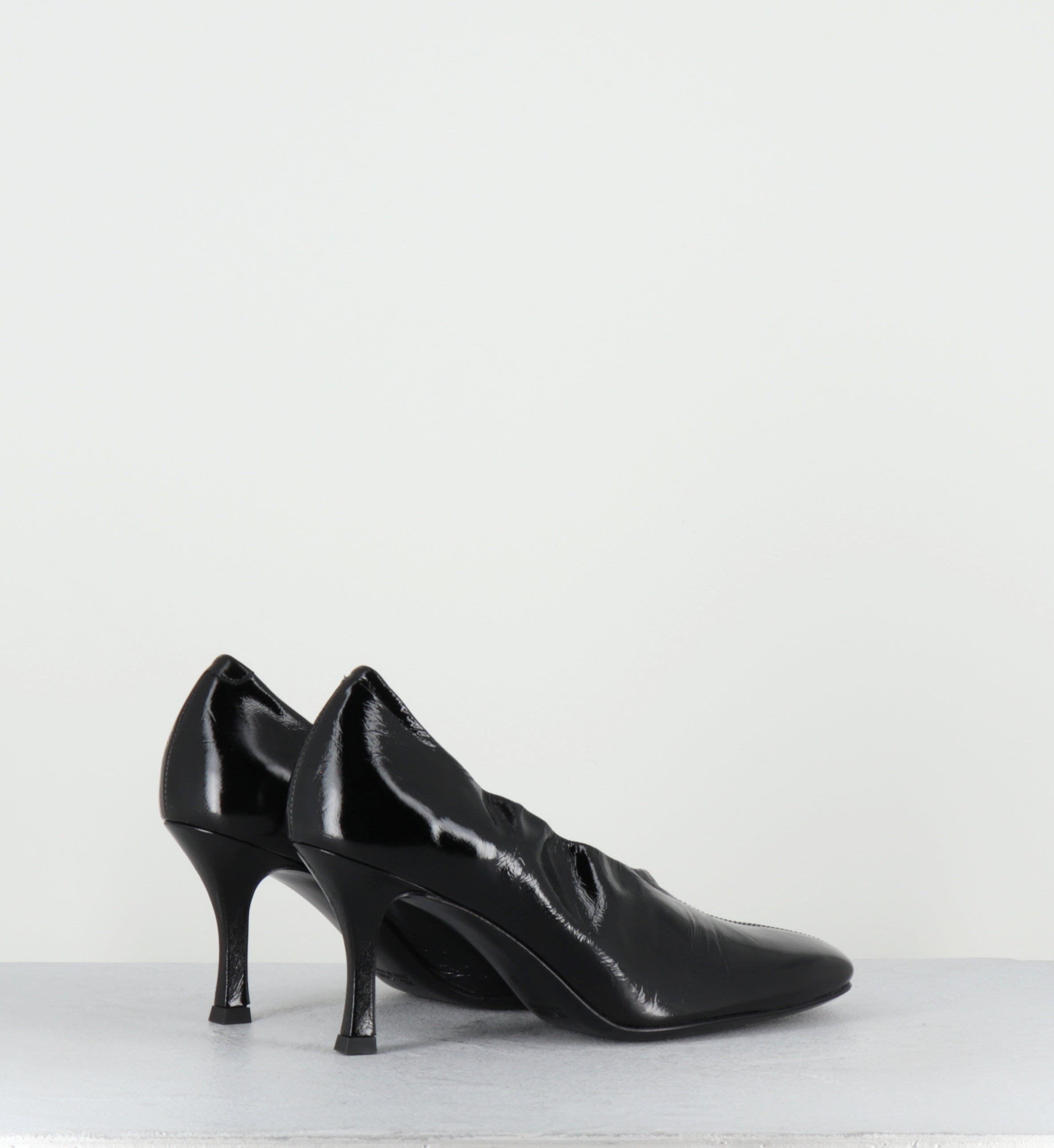 Escarpins à talon en cuir noir - MAE CANNES BLACK
