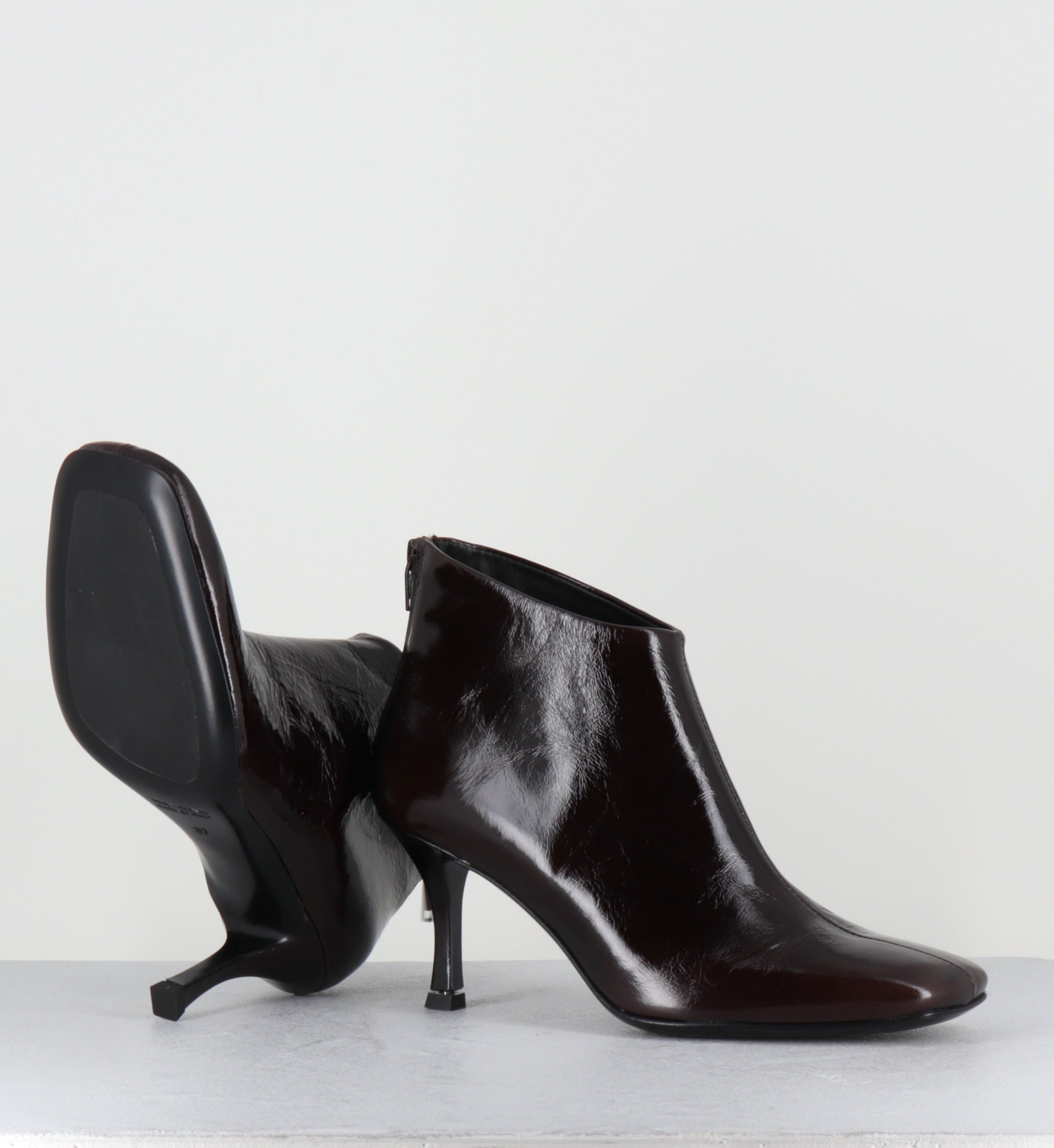 Boots coutes à talon en cuir marron - MARVIN CANNES CHOCOLATE