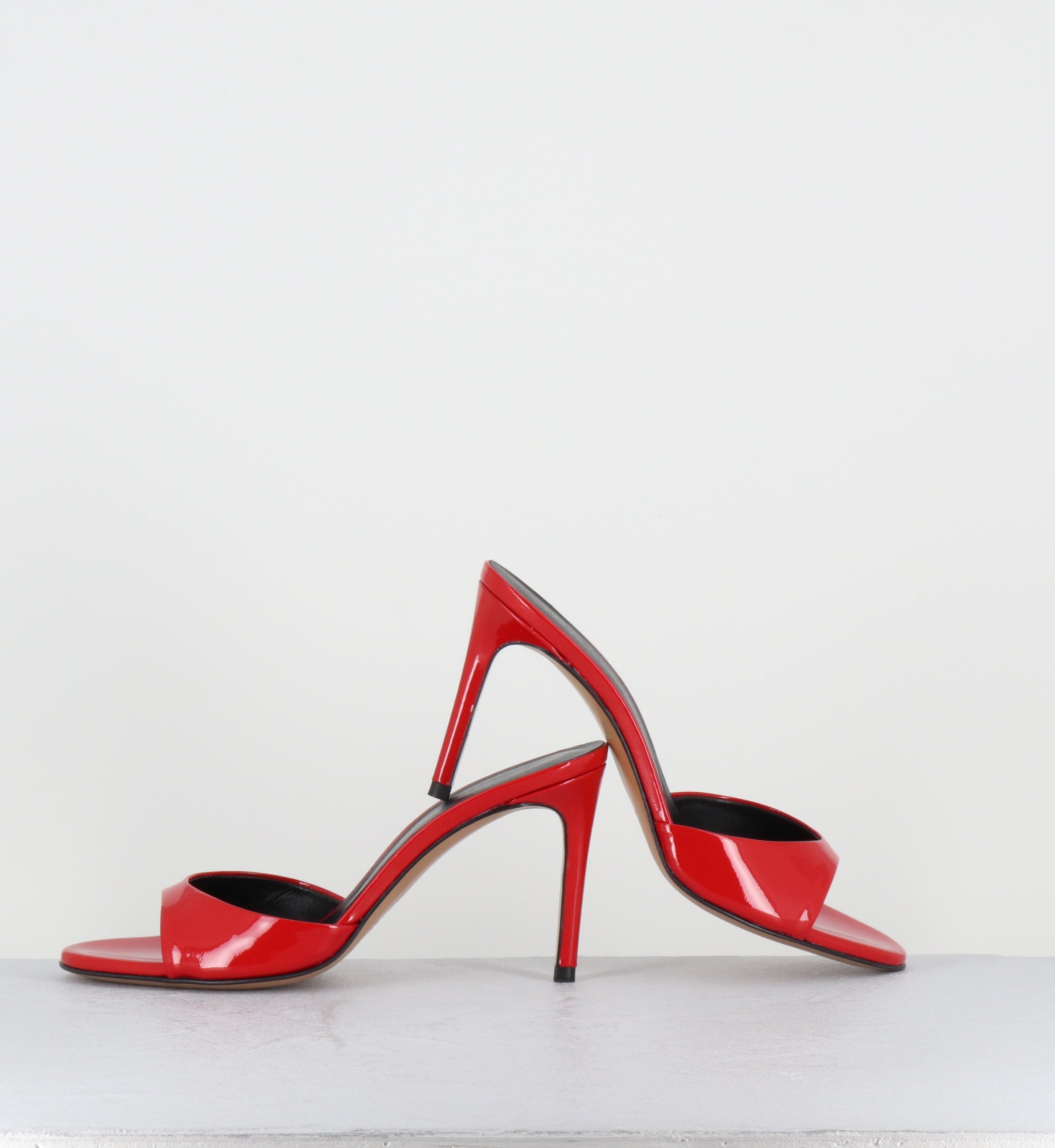 Mules à talon en cuir vernis rouge - MAYLIS VERNICE RED