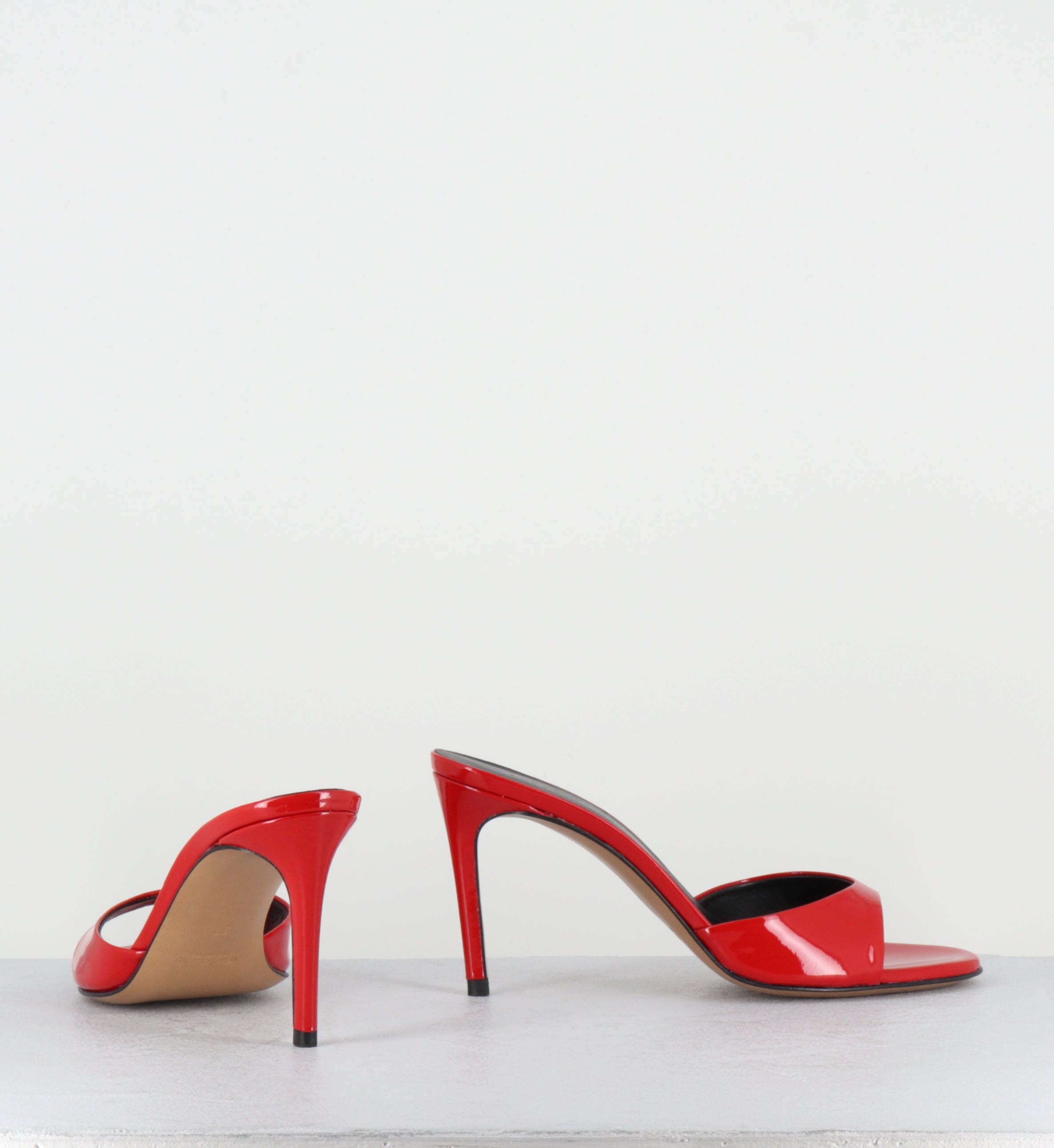 Mules à talon en cuir vernis rouge - MAYLIS VERNICE RED