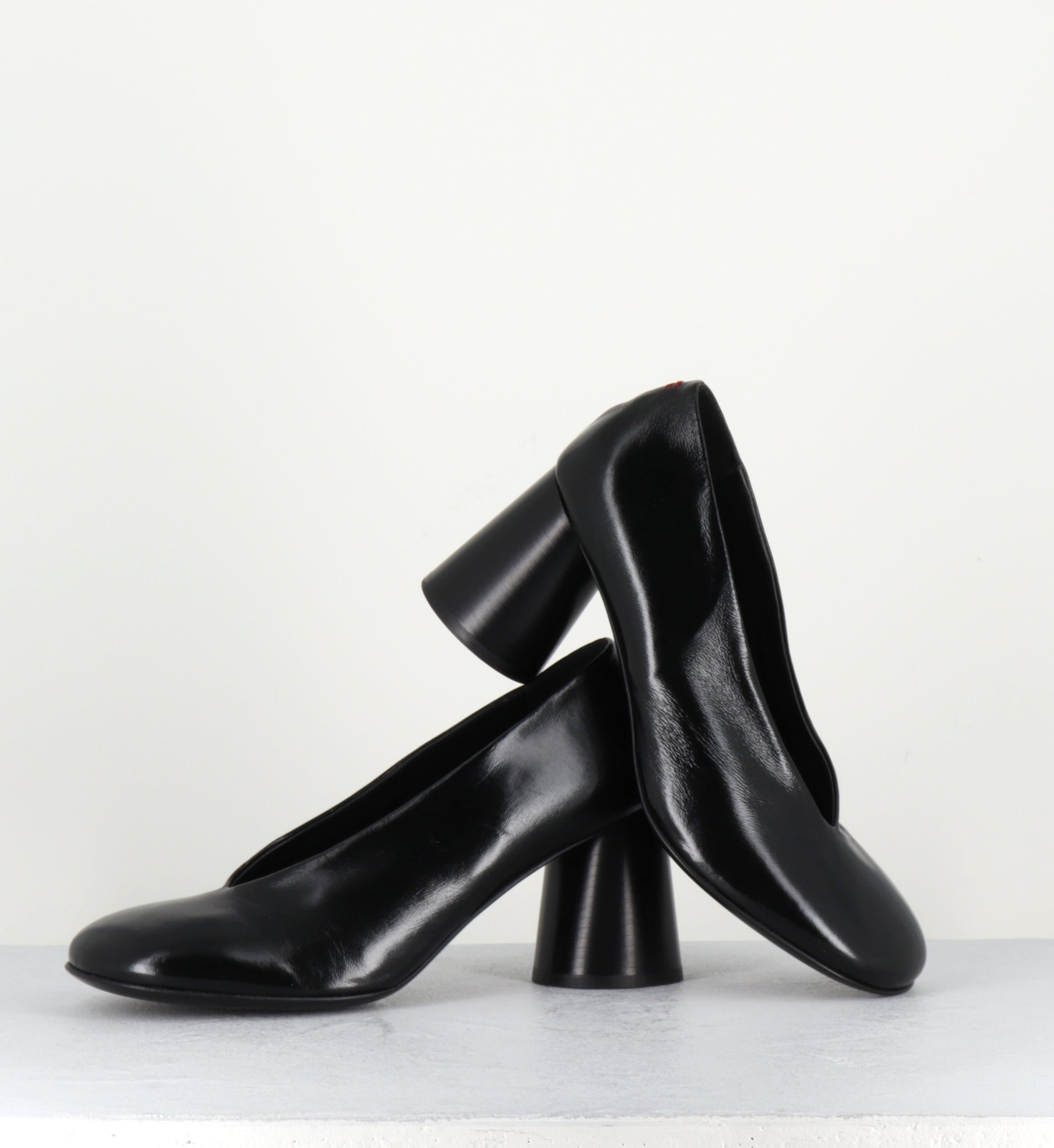 Escarpins en cuir noir à talon haut - ACE01 GLAZE NERO