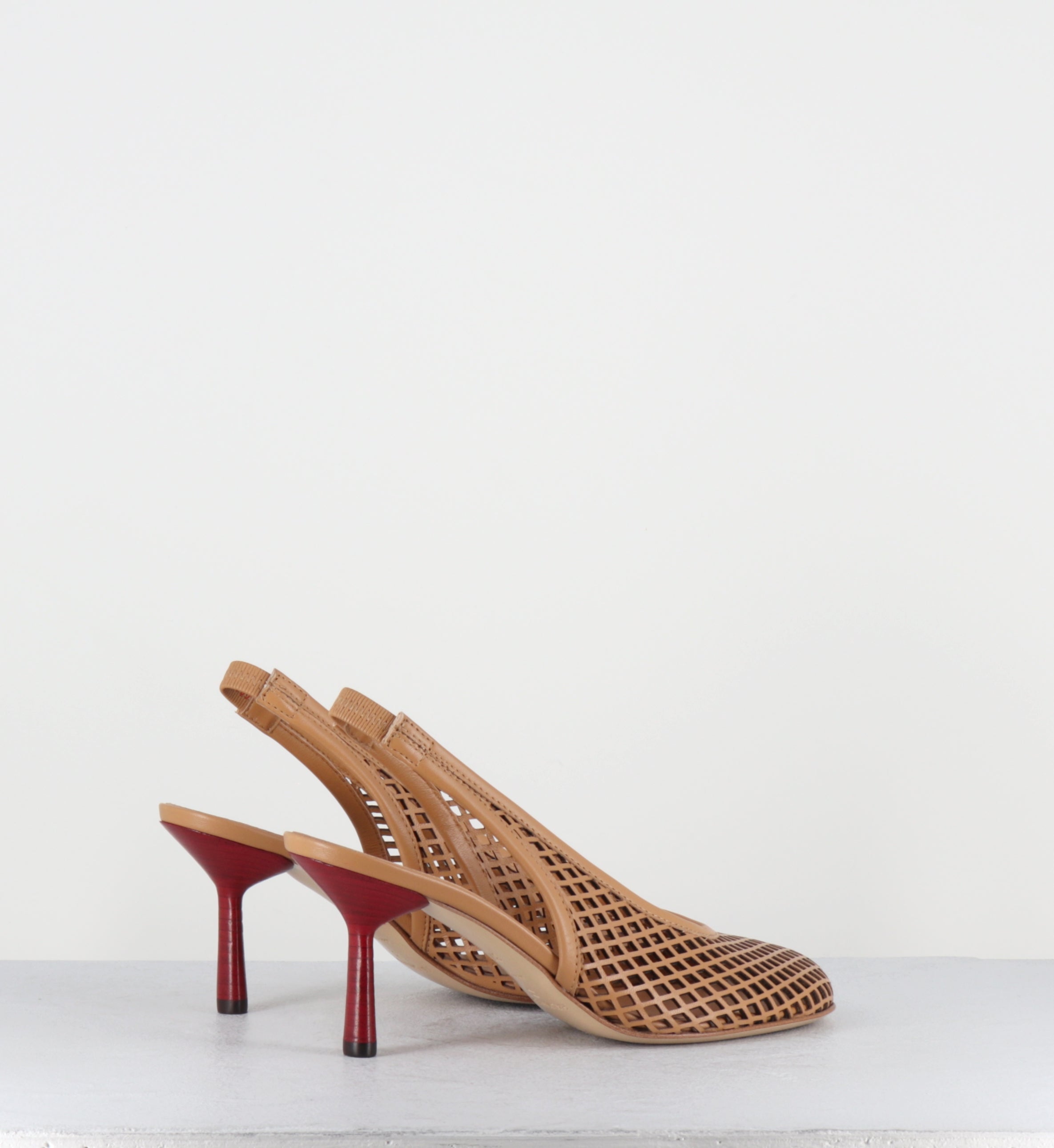 Escarpins en cuir camel ajouré à talon rouge - ADEL03 LASERCUT CARAMEL