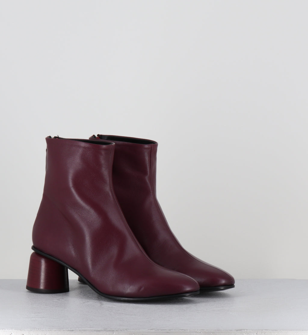 Bottines en cuir prune 60s - ANYA13 BARON BORGOGNA