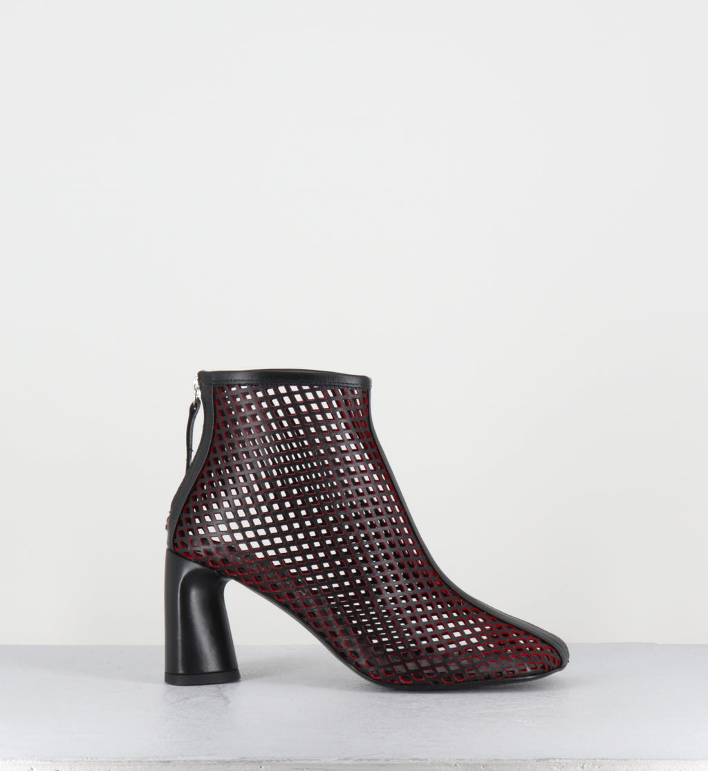 Boots en cuir ajouré noir et rouge - DOTTY06 LASERCUT NERO