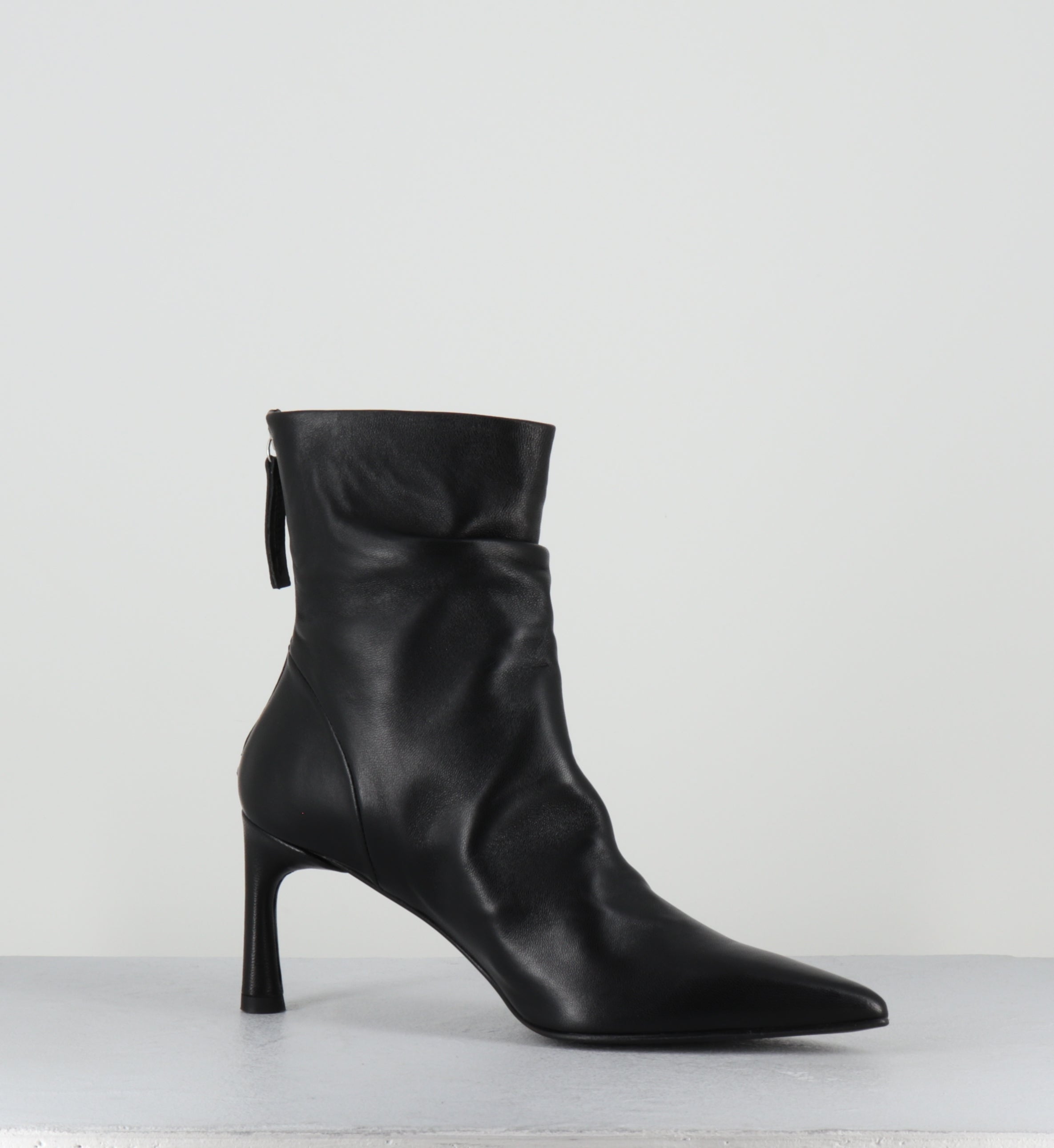 Bottines pointues en cuir noir - JERA26 BARON NERO