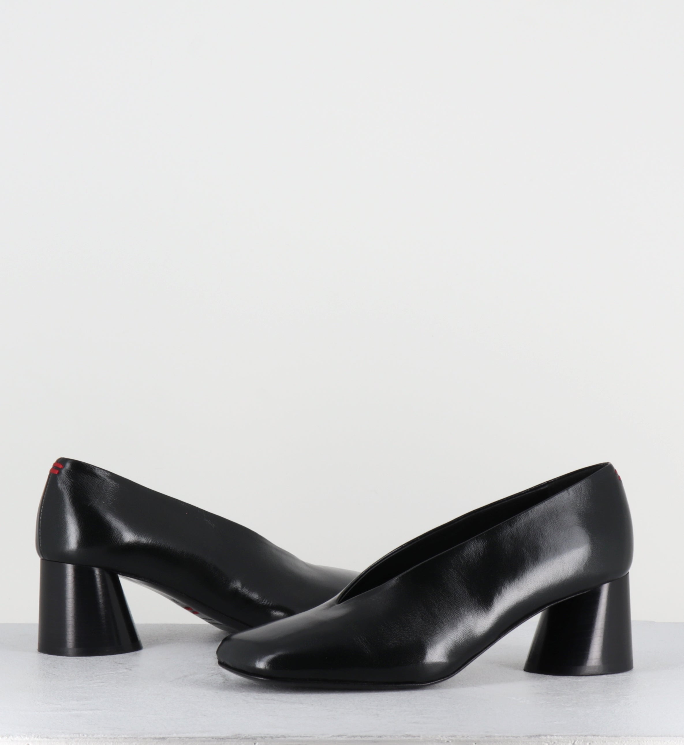 Escarpins en cuir vernis noir souple talon graphique - ODILE01 GLAZE NERO