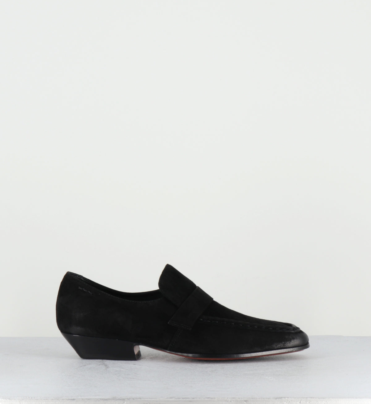 Mocassins daim noir petit talon - 62270 QUEEN NERO