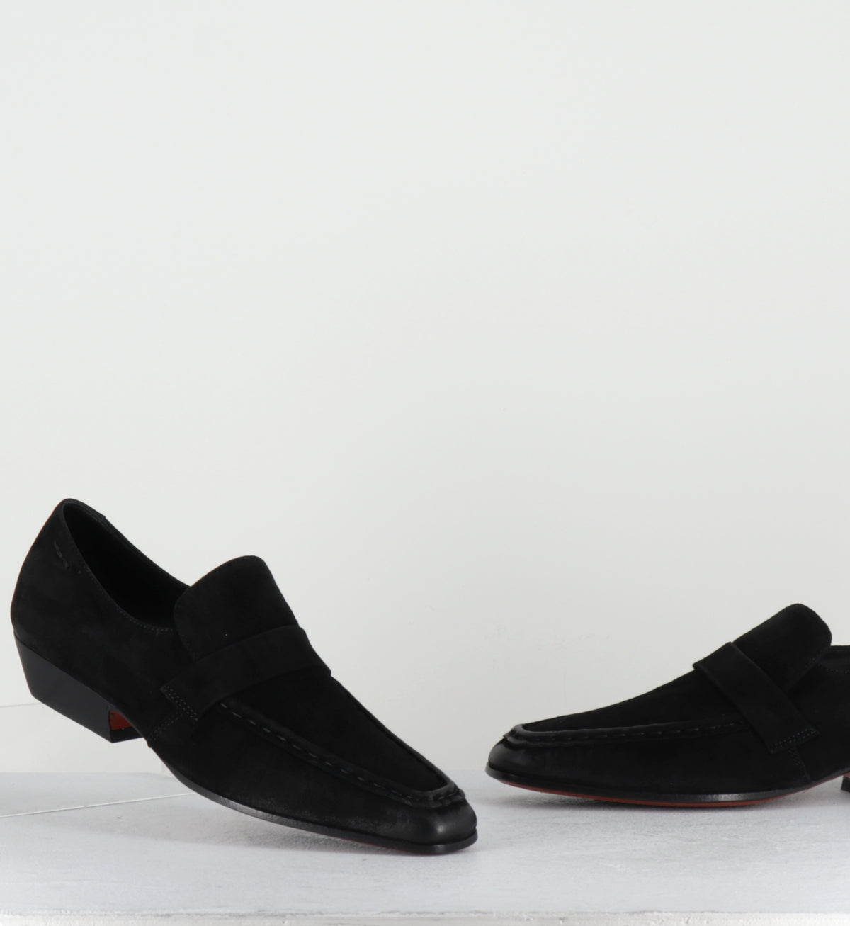 Mocassins daim noir petit talon - 62270 QUEEN NERO