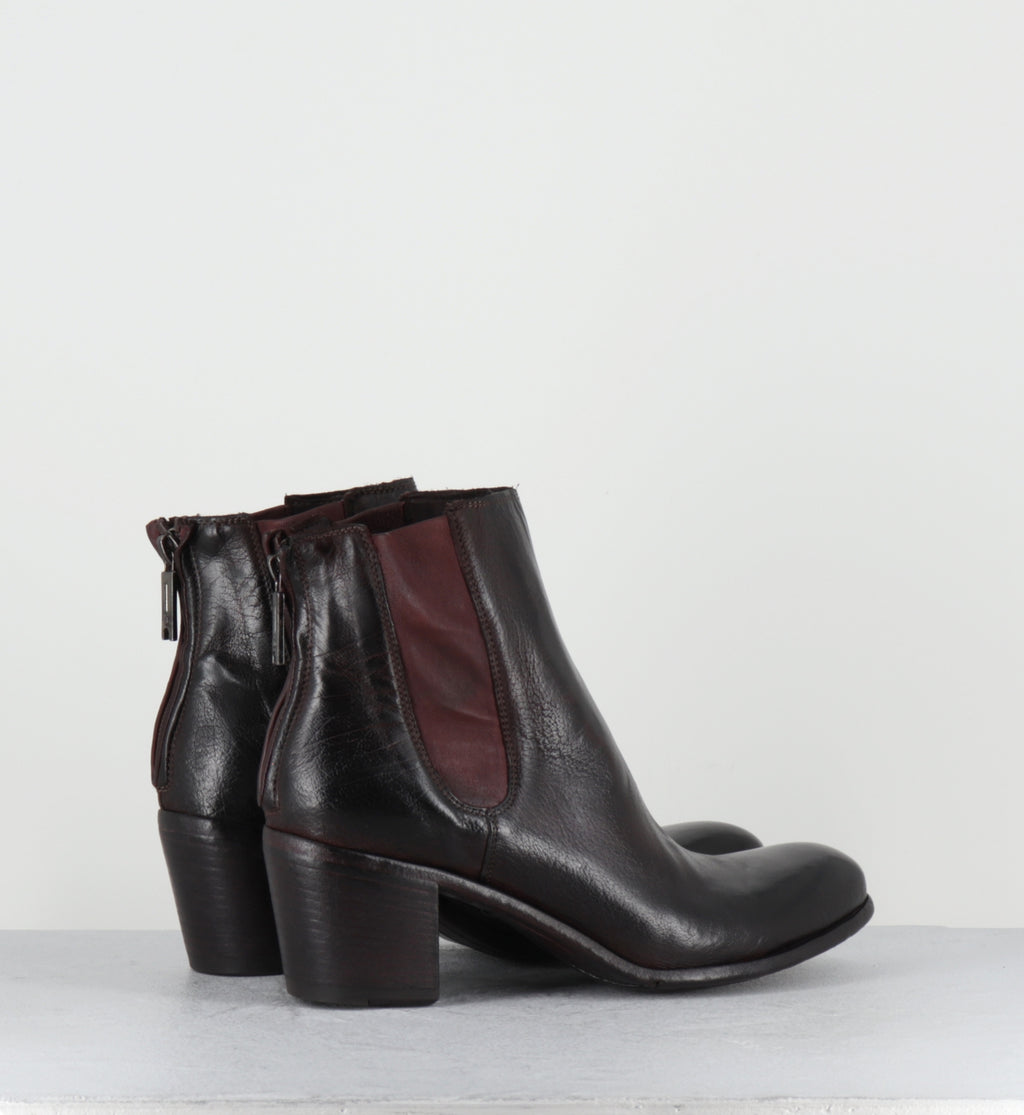 Bottines en cuir prune lavé - BU01A RANCH MOSTO
