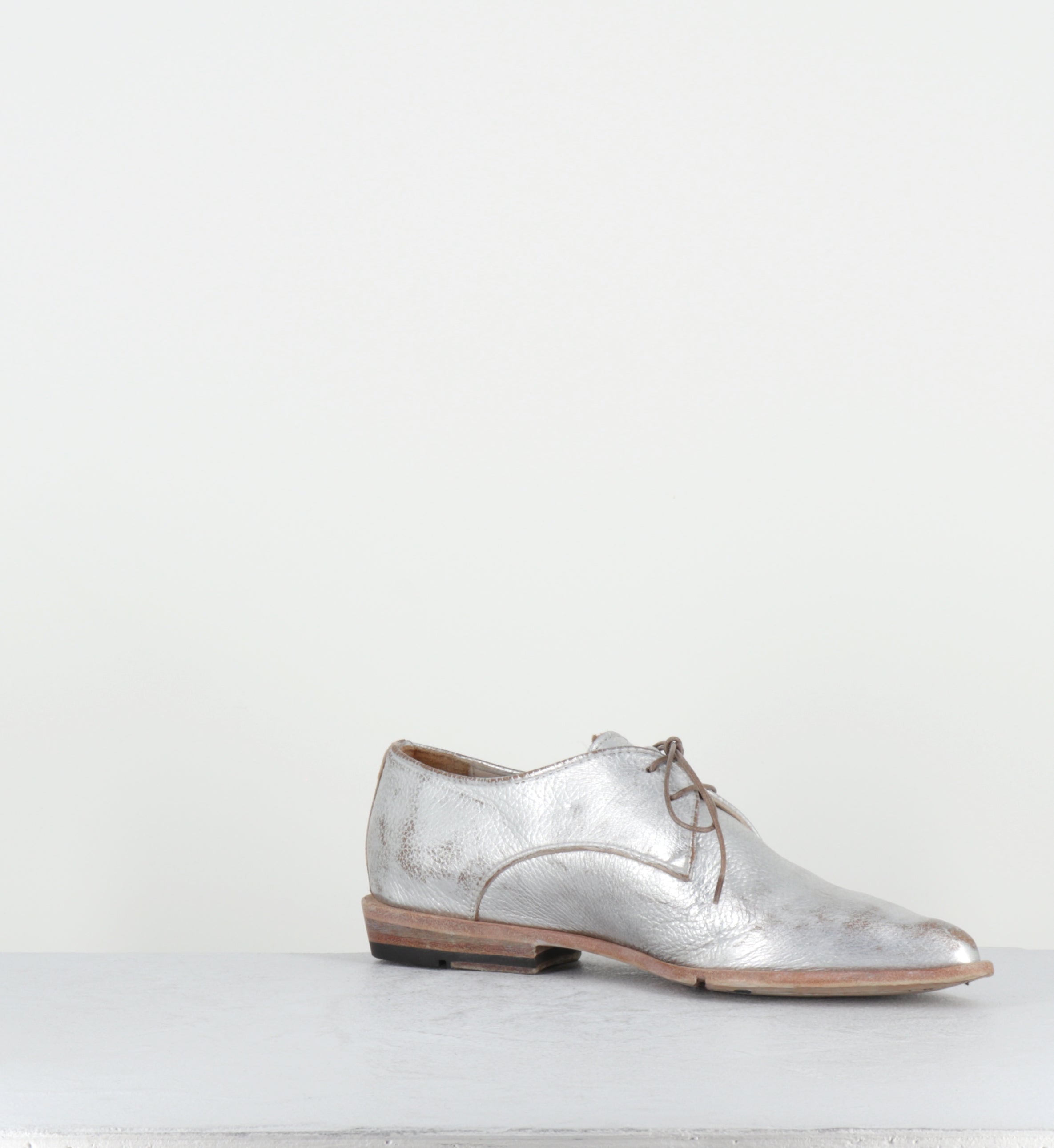 Derby bout pointu cuir argent - DL19A LAM ARGENTO