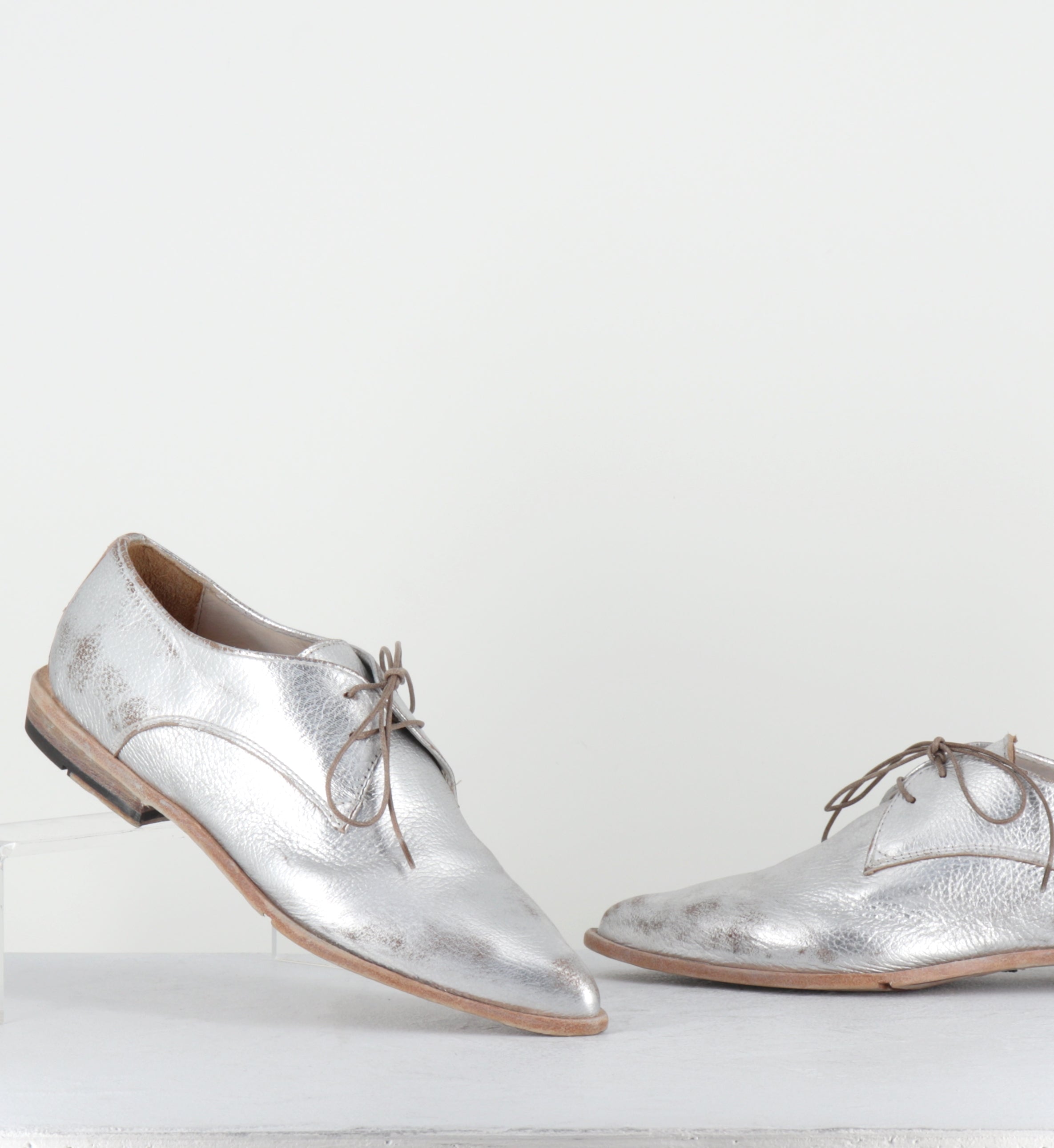 Derby bout pointu cuir argent - DL19A LAM ARGENTO