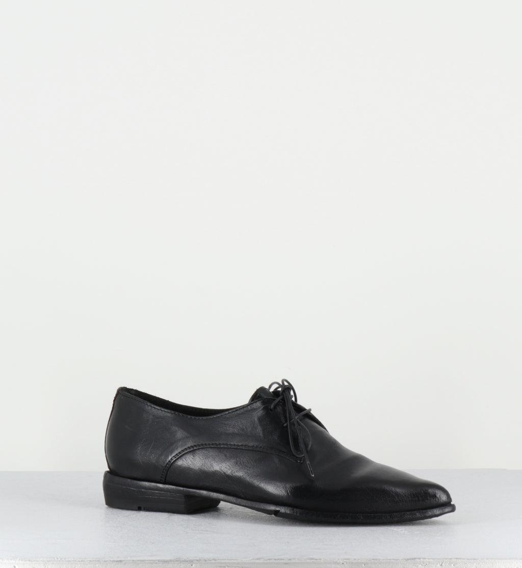 Derby bout pointu cuir noir - DL19A RANCH NERO