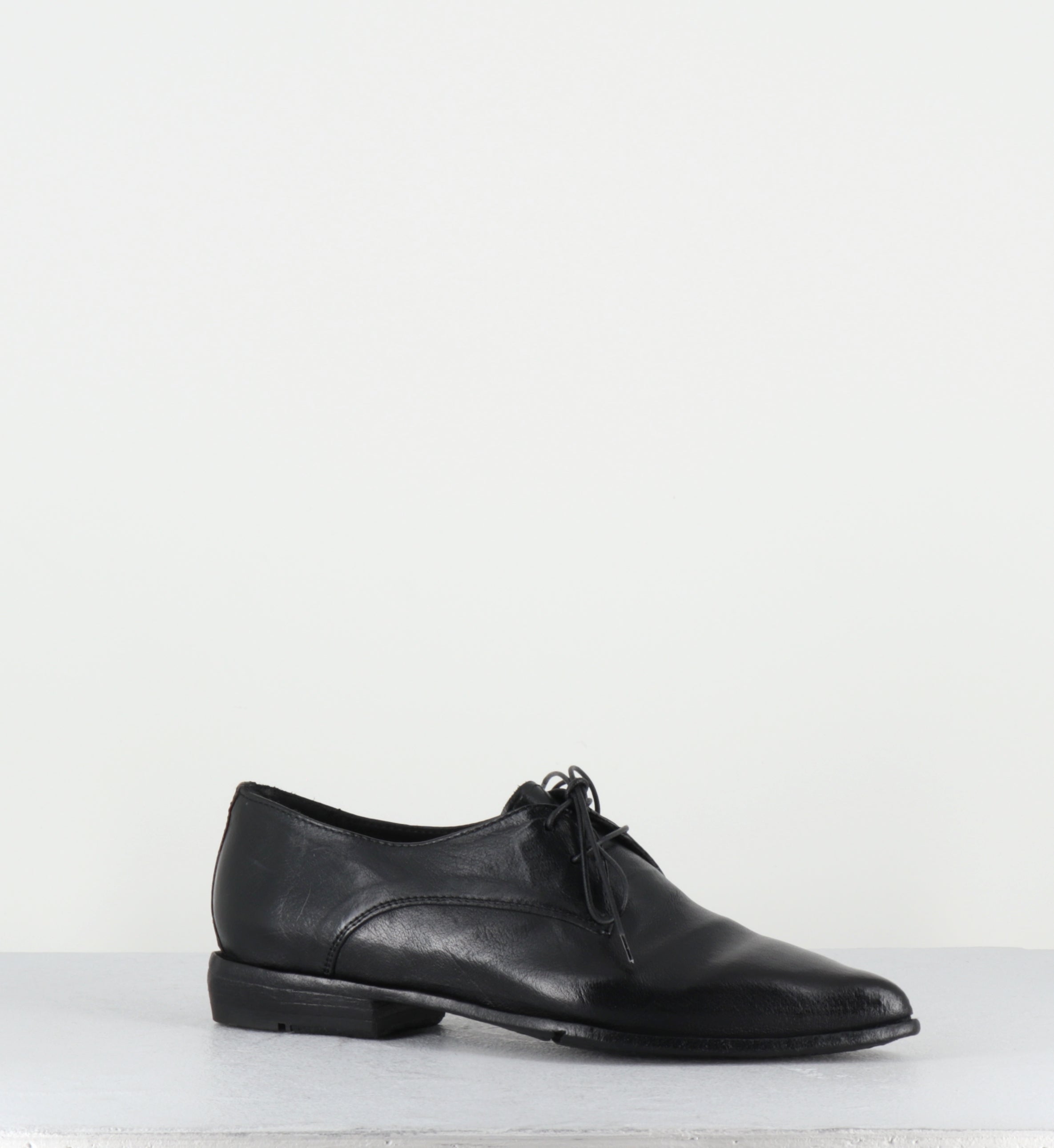 Derby bout pointu cuir noir - DL19A RANCH NERO