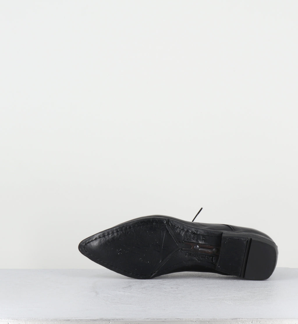Derby bout pointu cuir noir - DL19A RANCH NERO