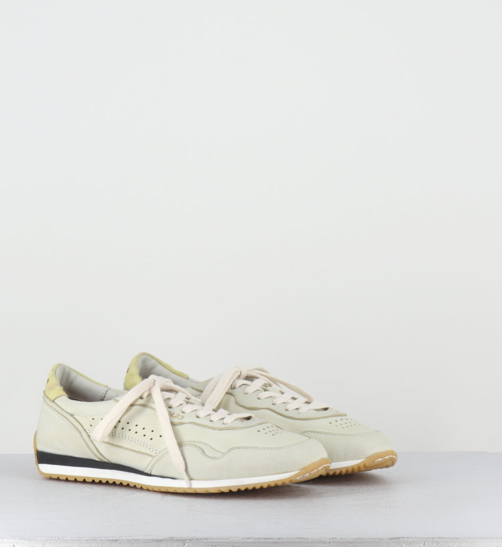 Sneakers en cuir crème - 1B01B CERVO POLENTA
