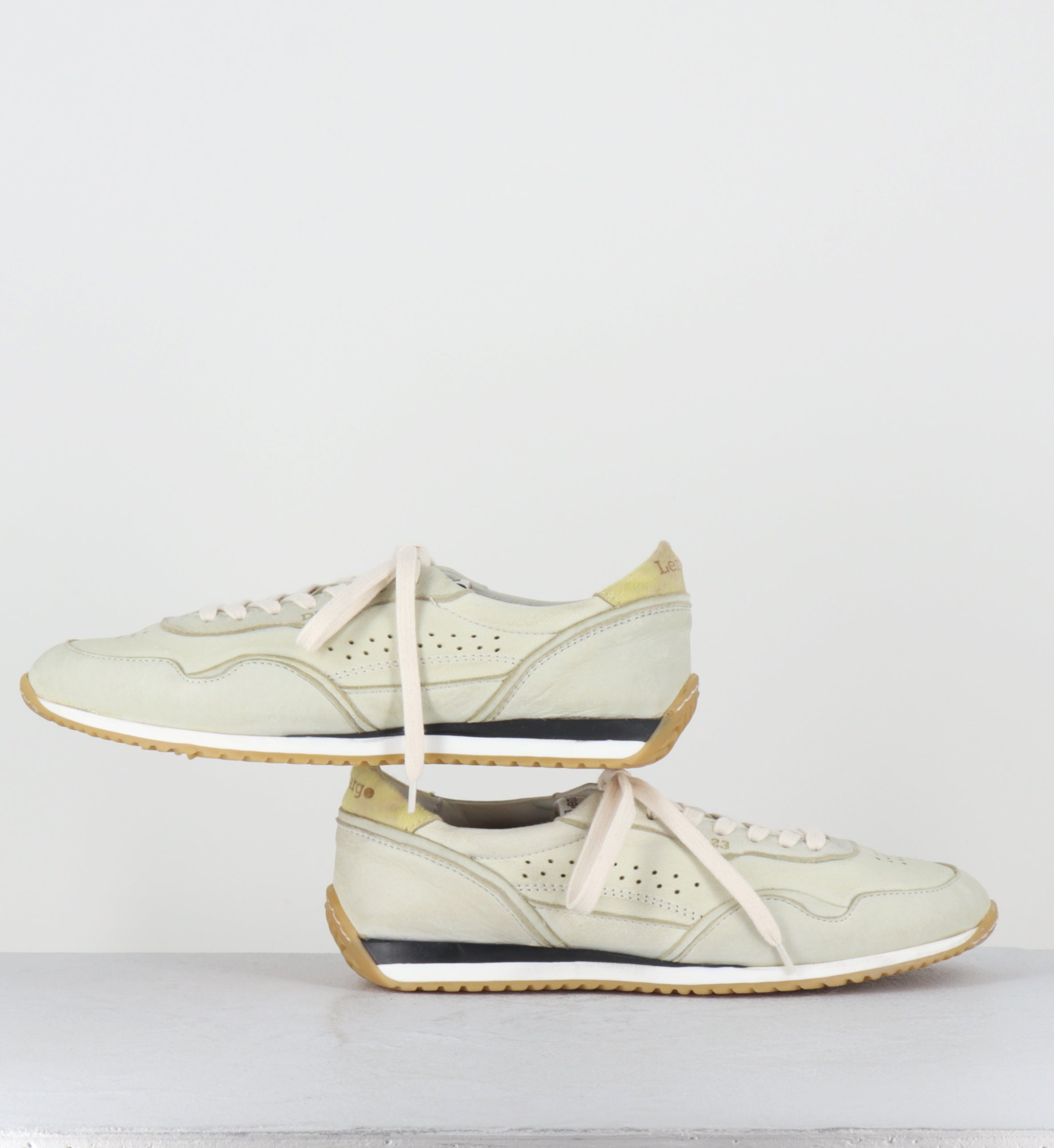Sneakers en cuir crème - 1B01B CERVO POLENTA