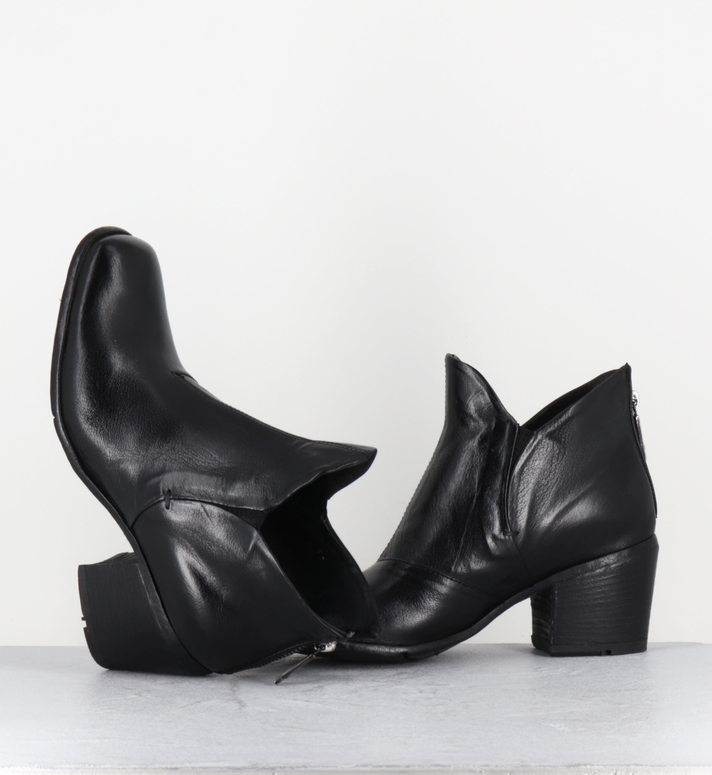 Boots en cuir noir - IO04A RANCH NERO