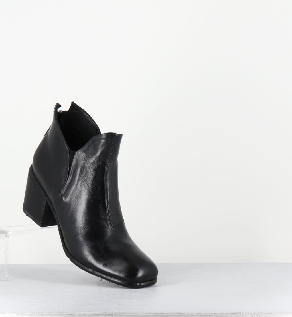 Boots en cuir noir - IO04A RANCH NERO