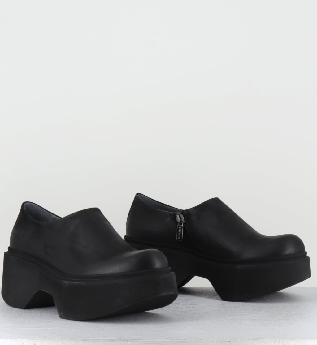 Sabot en cuir noir à plateforme - 10980 GAS NERO