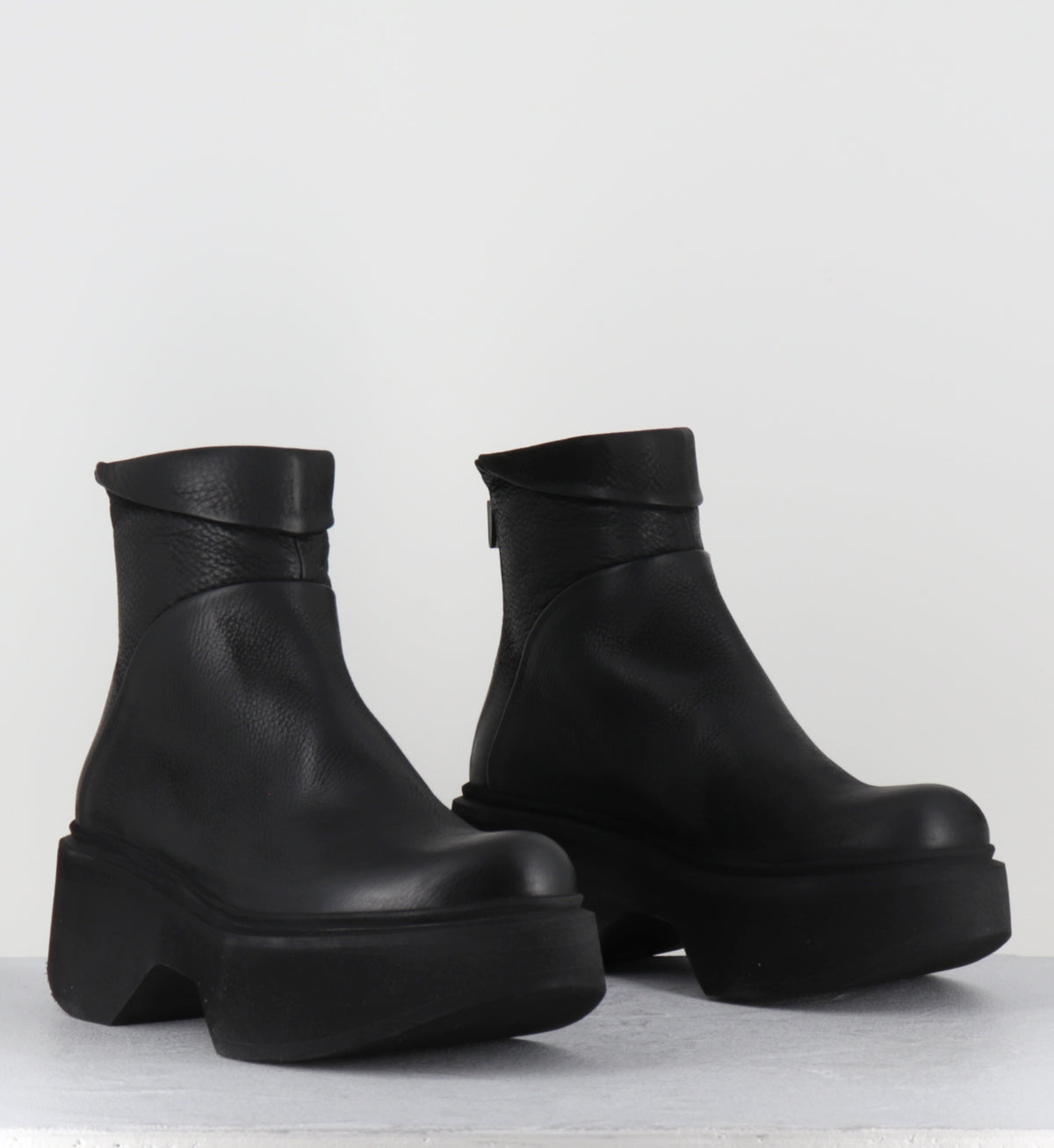 Bottines en cuir noir compensées - 10984 GAS NERO