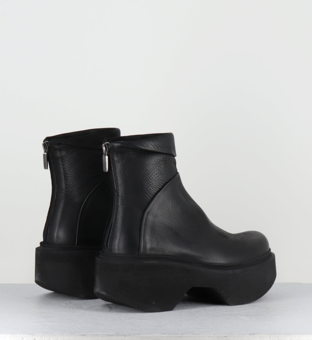 Bottines en cuir noir compensées - 10984 GAS NERO