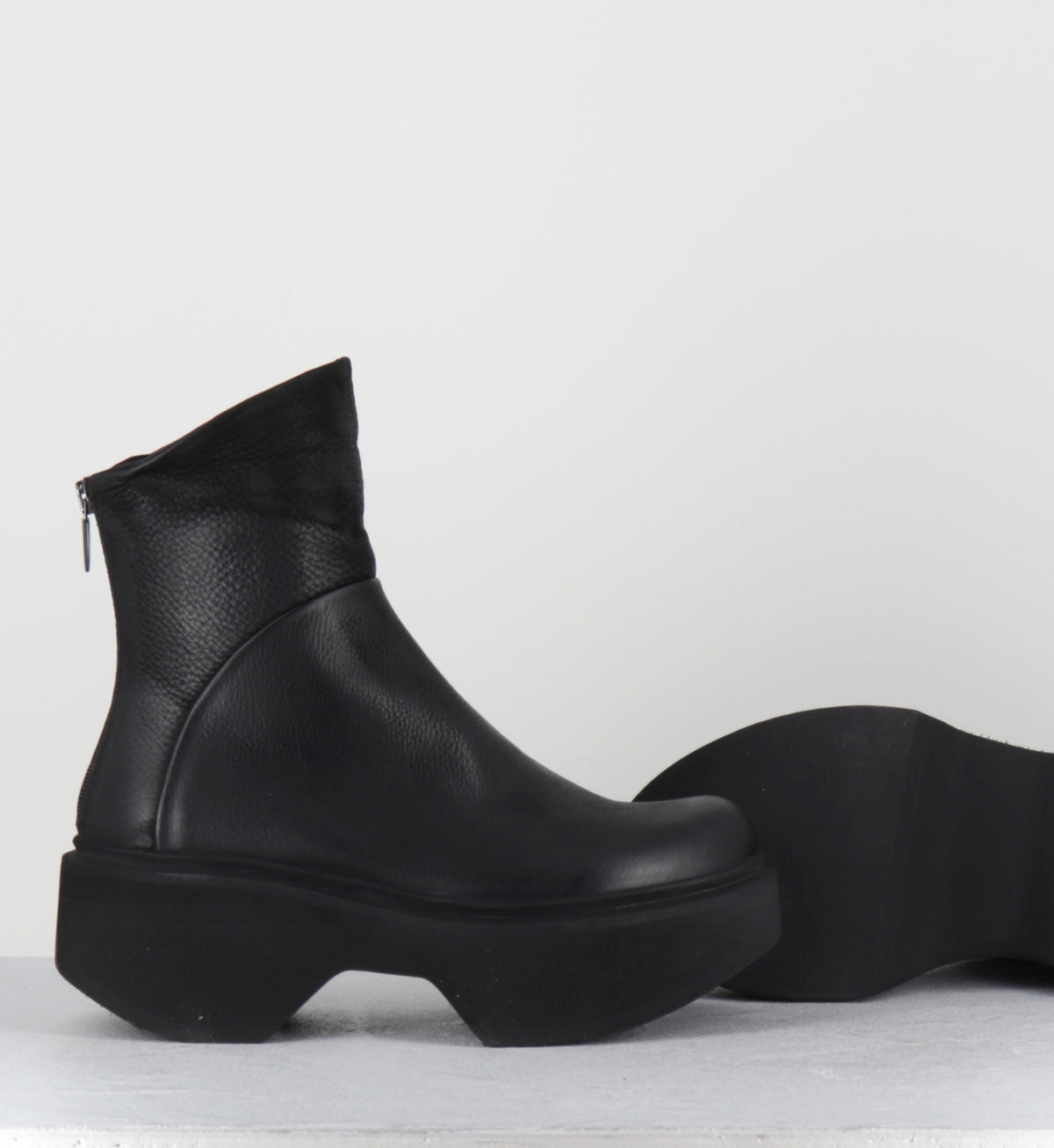 Bottines en cuir noir compensées - 10984 GAS NERO