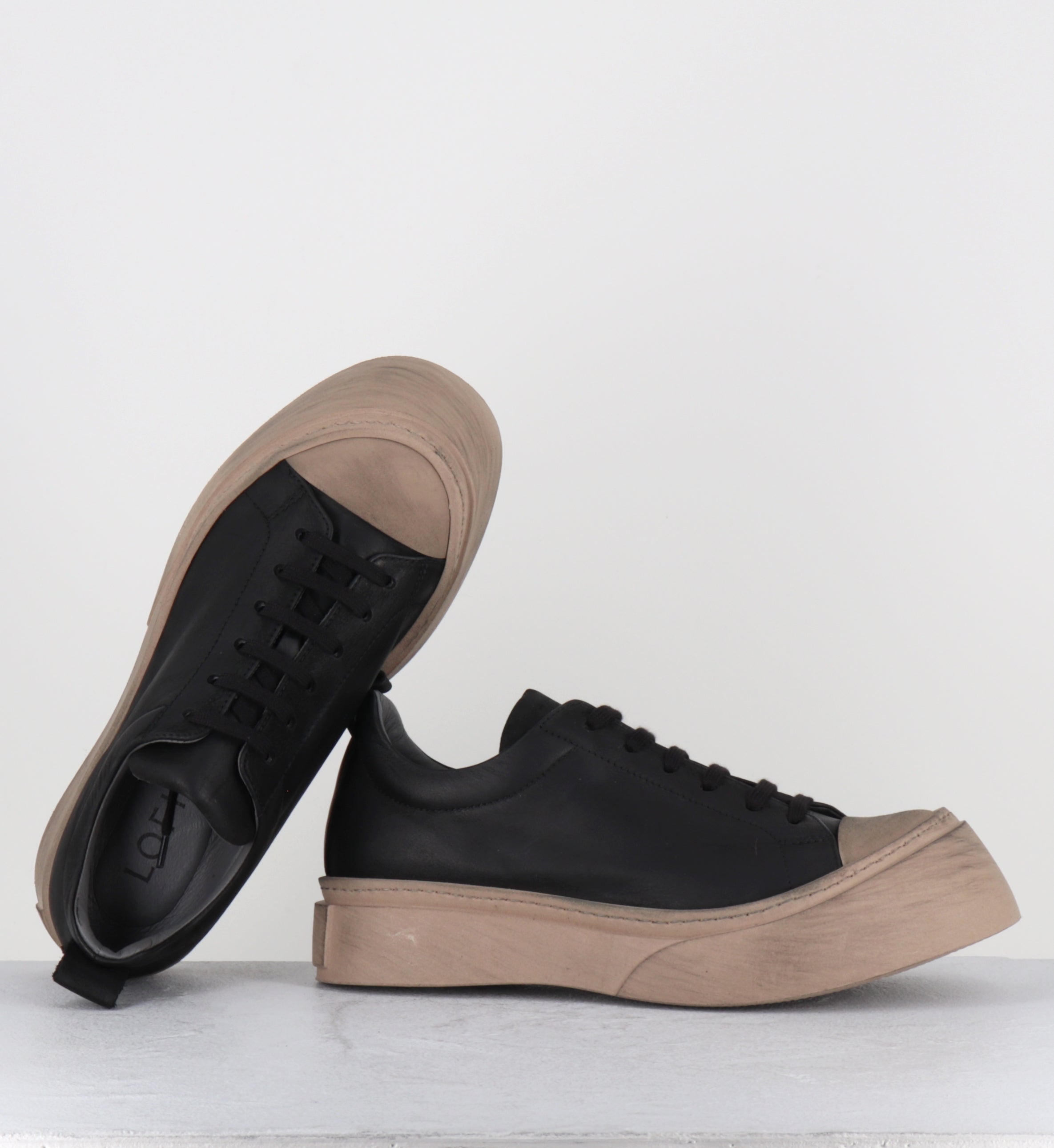 Chaussures à lacets en cuir noir semelle épaisse - 2743 NERO