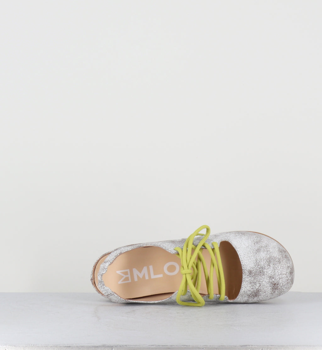 Ballerines en cuir blanc lacet jaune fluo - 10811 SHOE BREAK