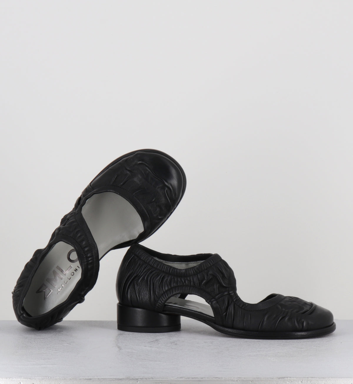 Ballerines en cuir noir plissé petit talon - NIKA SHOE BLACK