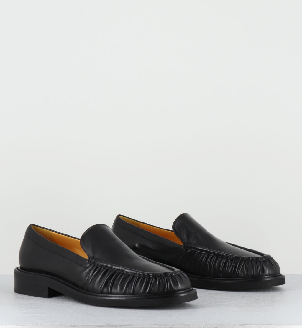 Mocassins à plis en cuir noir - A1328 SETA NERO