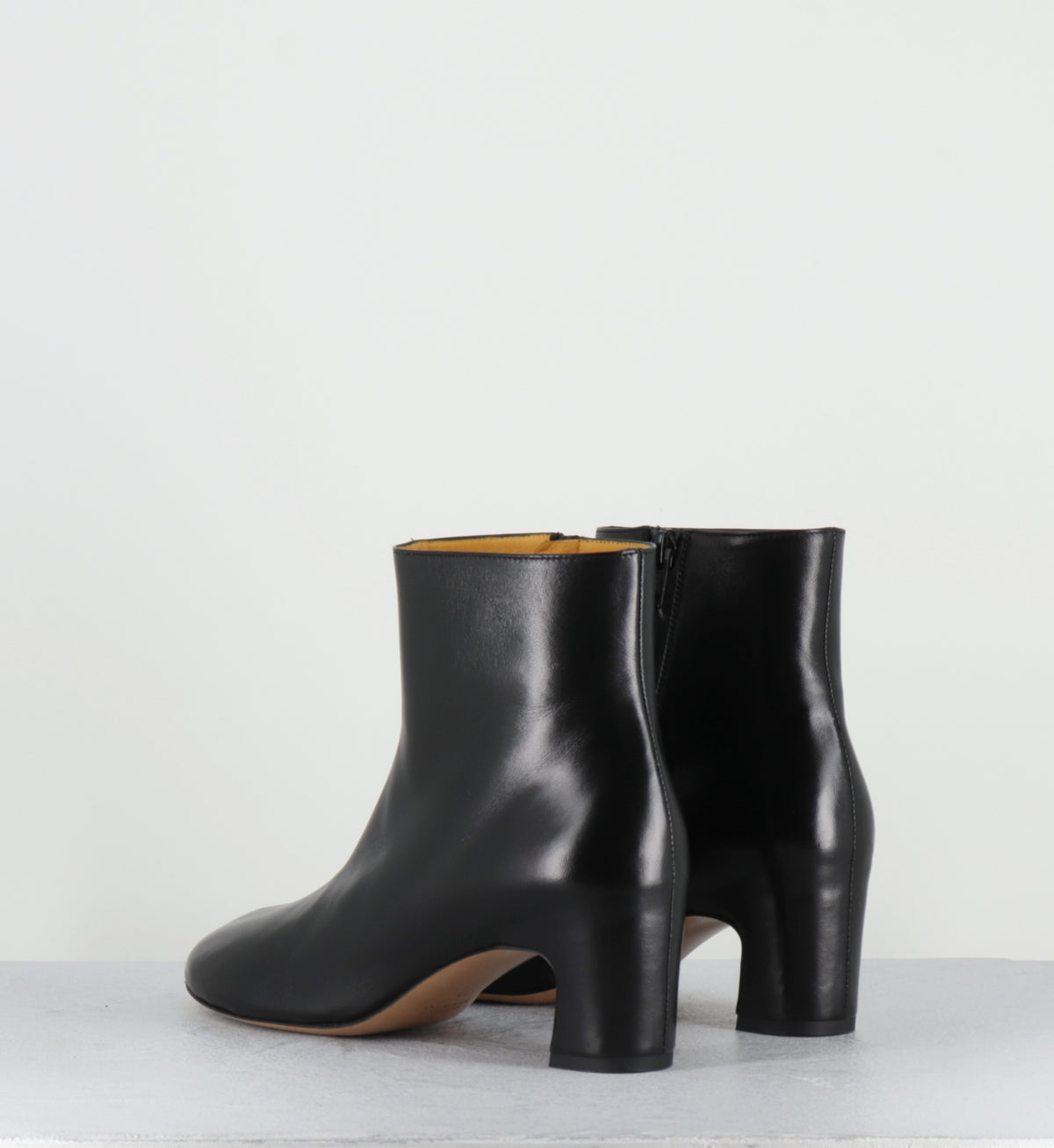 Boots en cuir noir souple à bout rond - A1708 SETA NERO