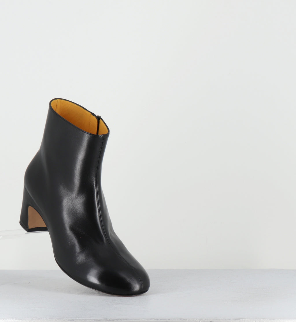 Boots en cuir noir souple à bout rond - A1708 SETA NERO