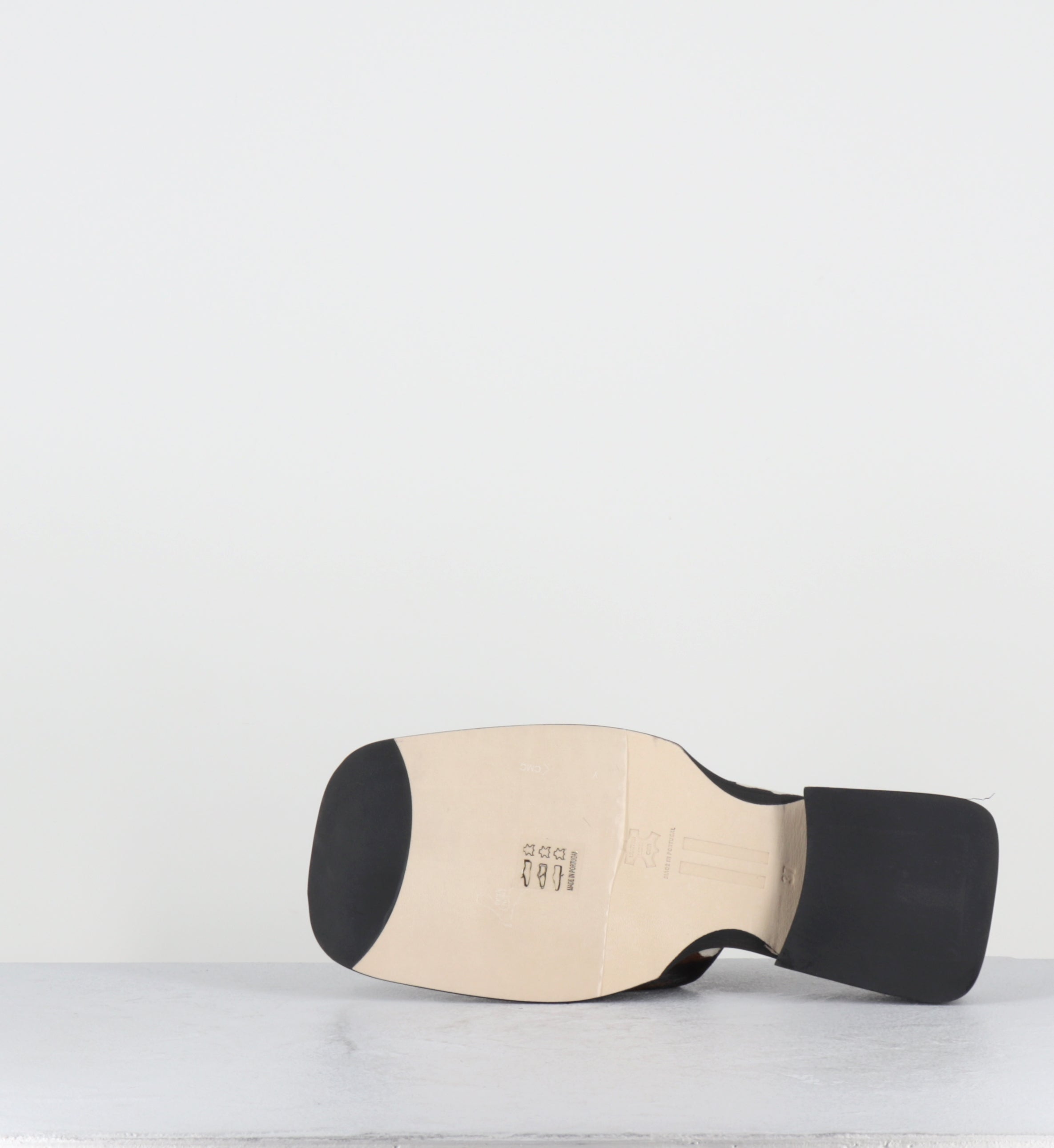 Mules imprimé vache - ALENDRA COW SANDALS