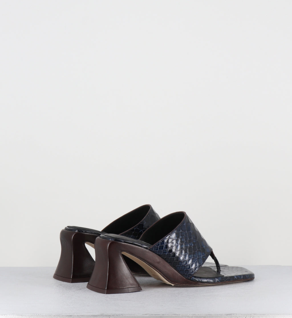 Tongs imprimé serpent bleu et cuir marron - ERNIE NAVY SNAKE