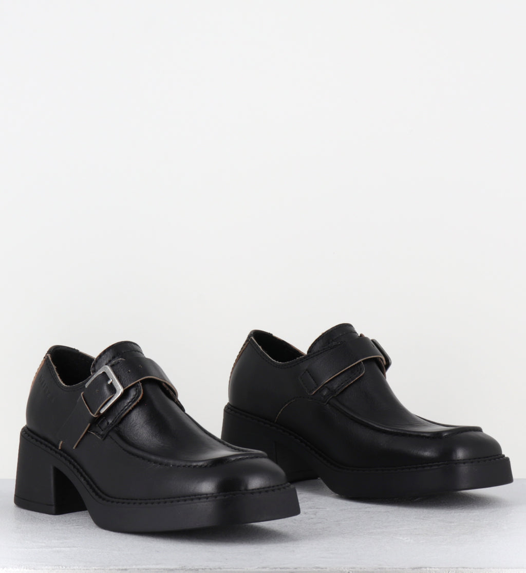 GISELA BLACK BROGUES