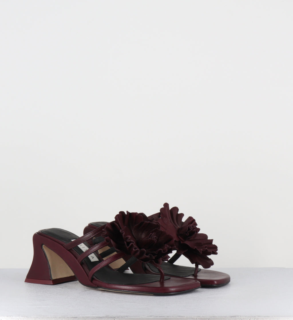 Sandales tongs à fleur en cuir bordeaux - HARA BURGUNDY SANDALS