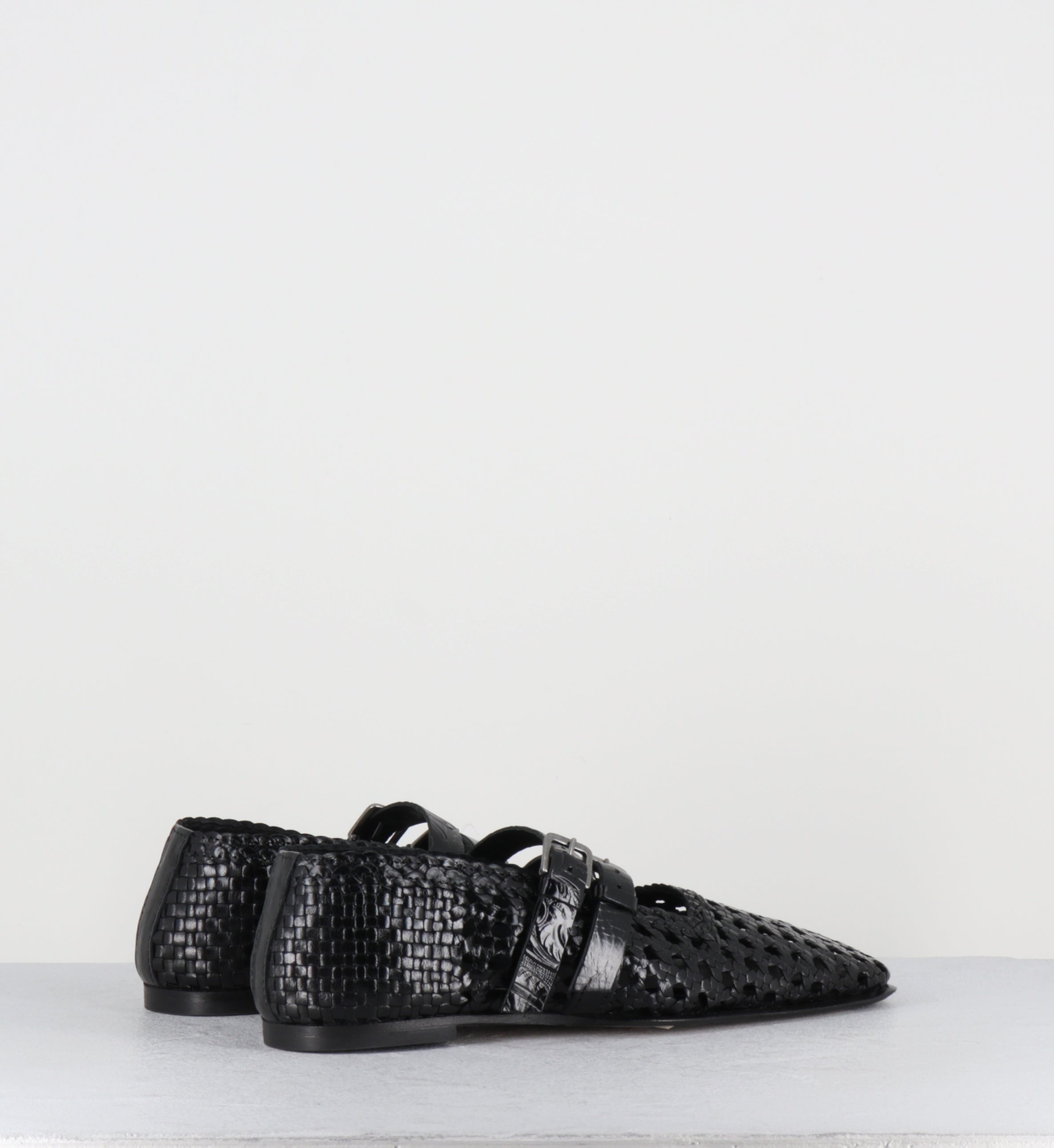 Ballerines en cuir tressé noir - KIRAN STRAPPY BLACK