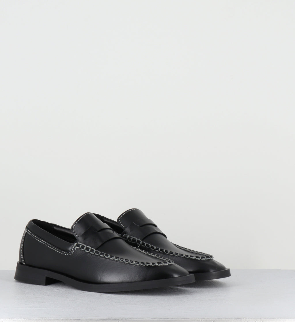 Mocassins en cuir noir - LUCAN BLACK LOAFERS