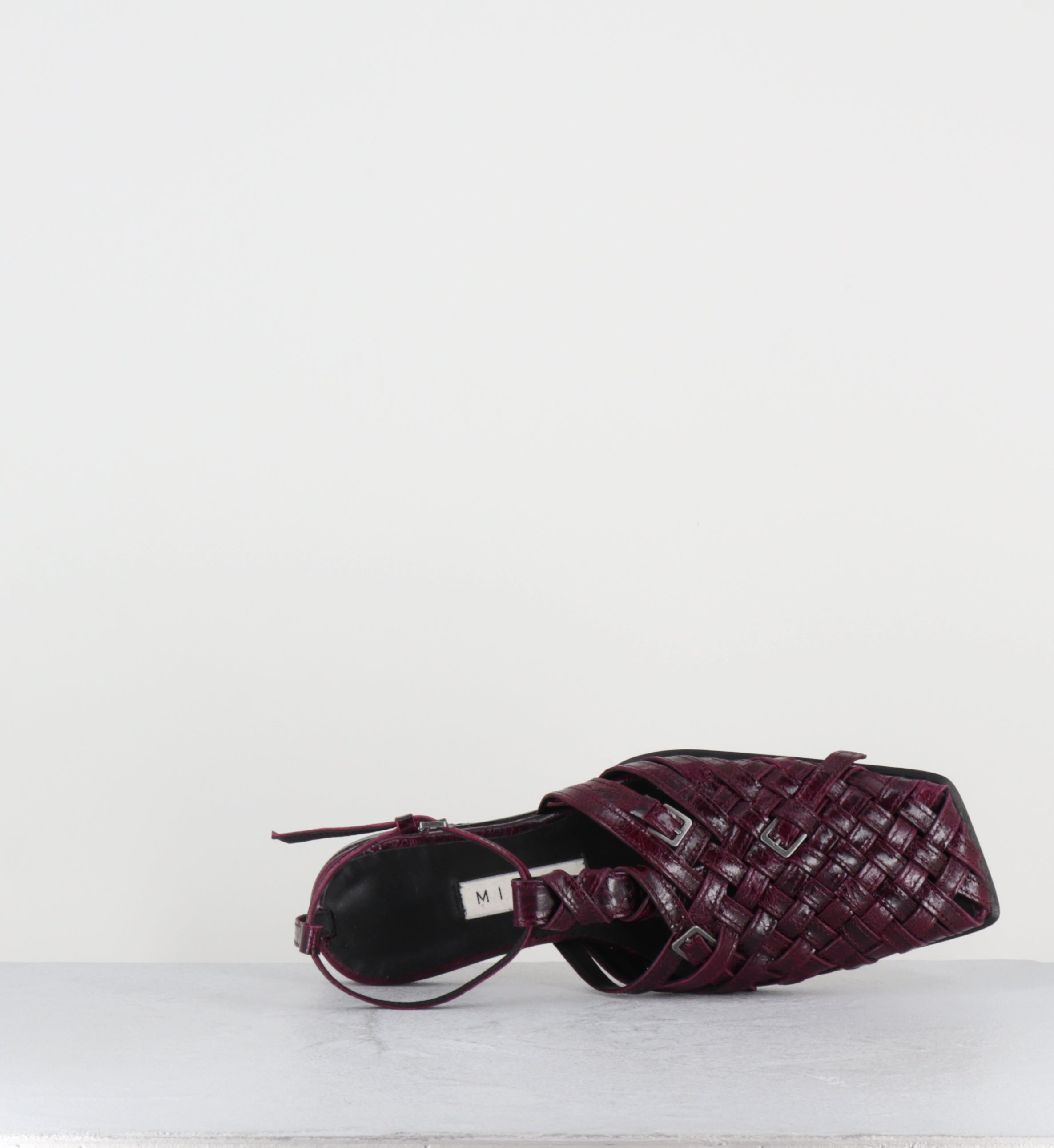 Mary-jane en cuir tressé prune - MAYRA PURPLE SANDALS