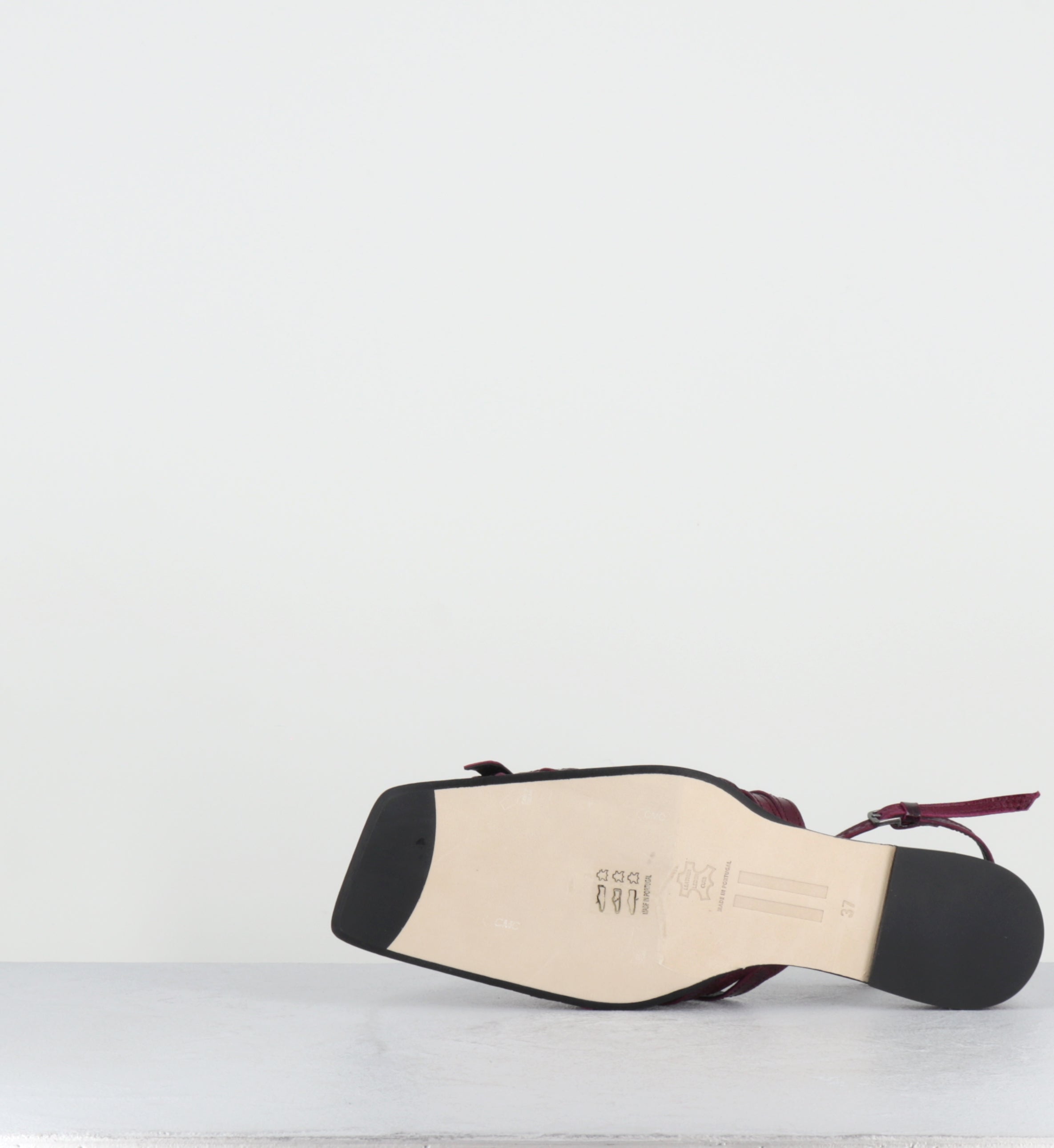 Mary-jane en cuir tressé prune - MAYRA PURPLE SANDALS