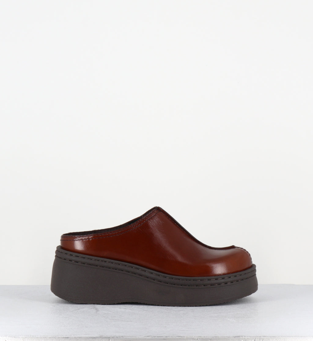 Sabot en cuir marron à plateforme - MEGO DARK BROWN MULES