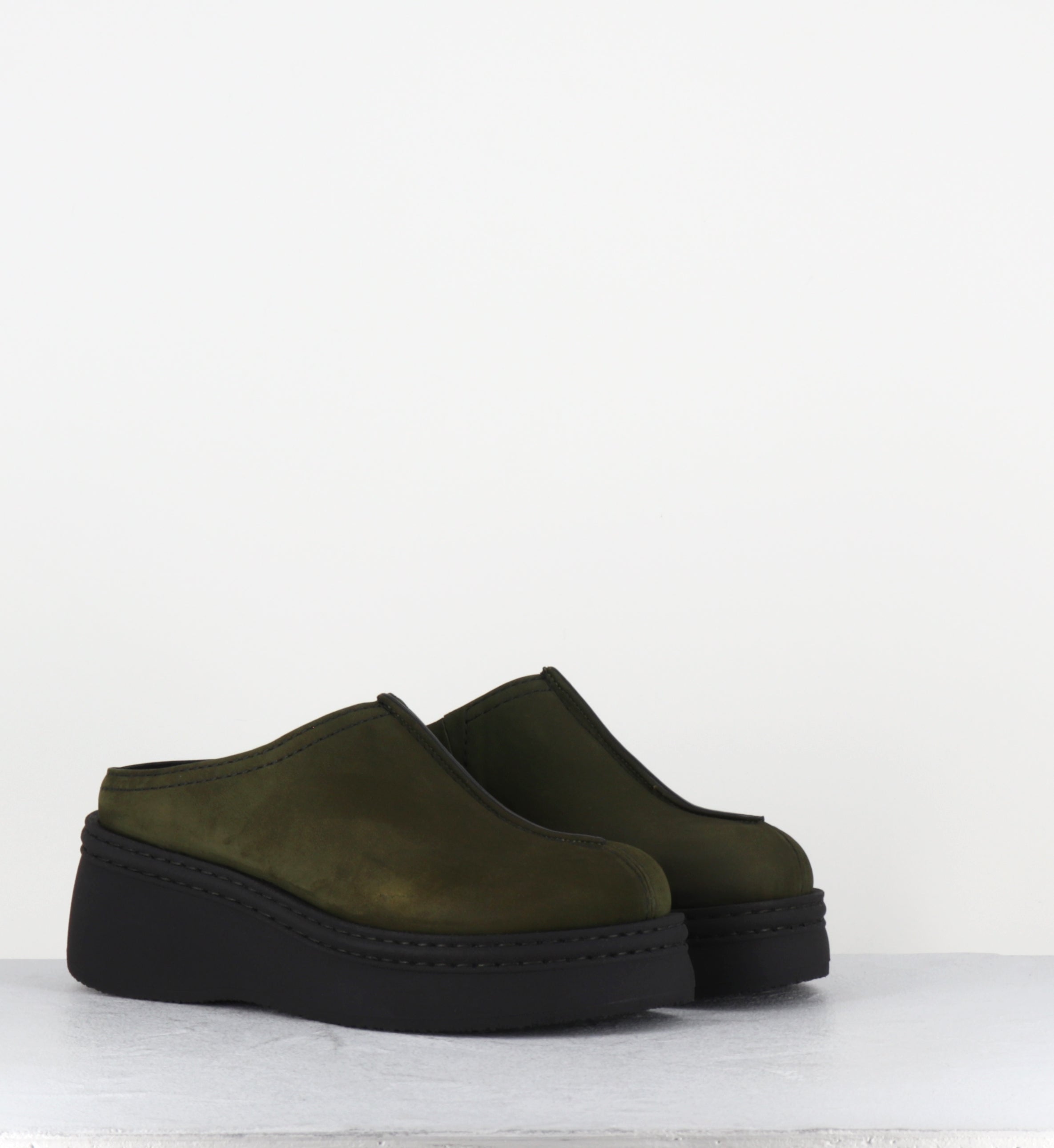 Sabot en daim kaki à plateforme - MEGO KHAKI MULES